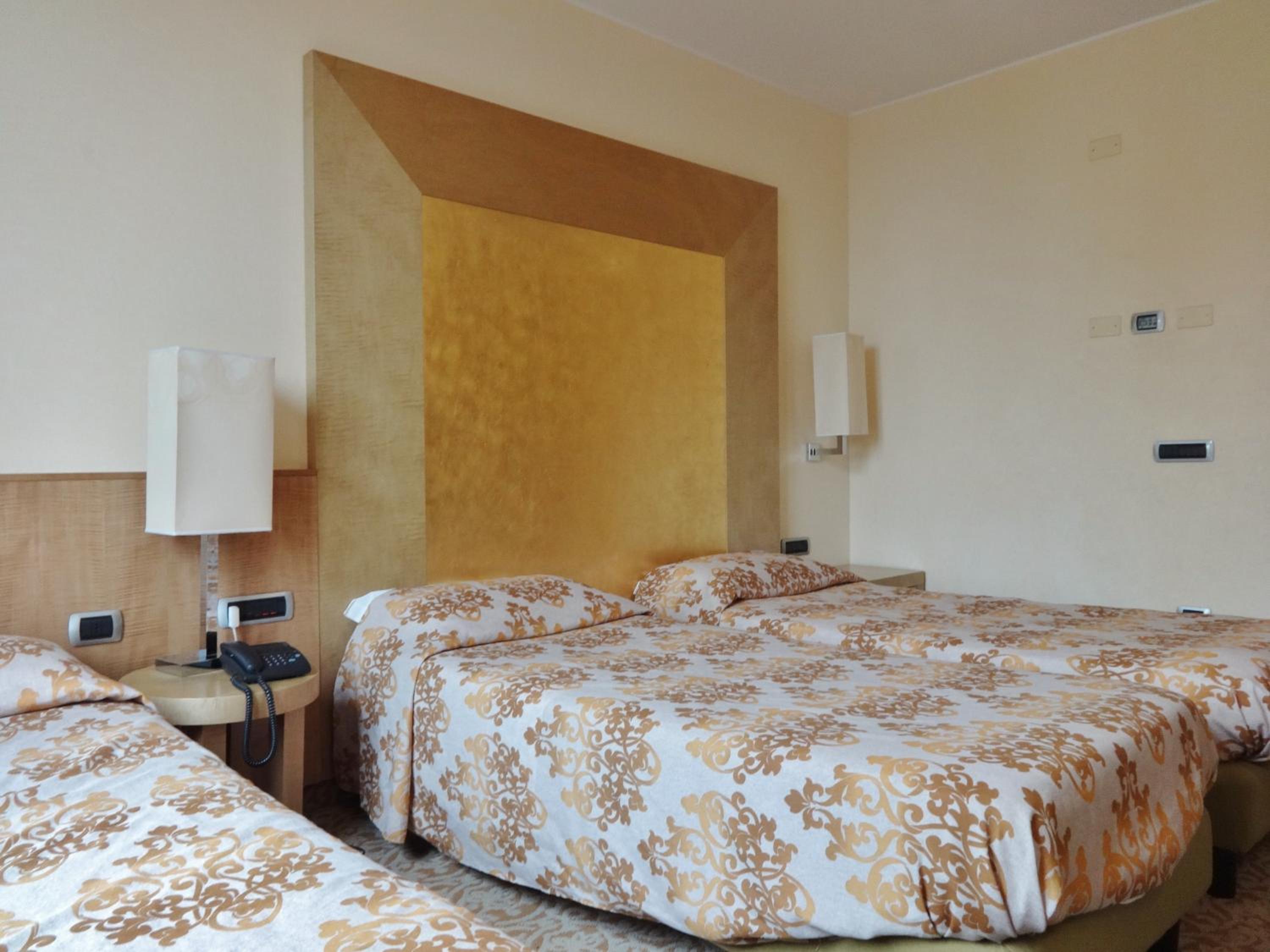 Triple Room - Photo 5
