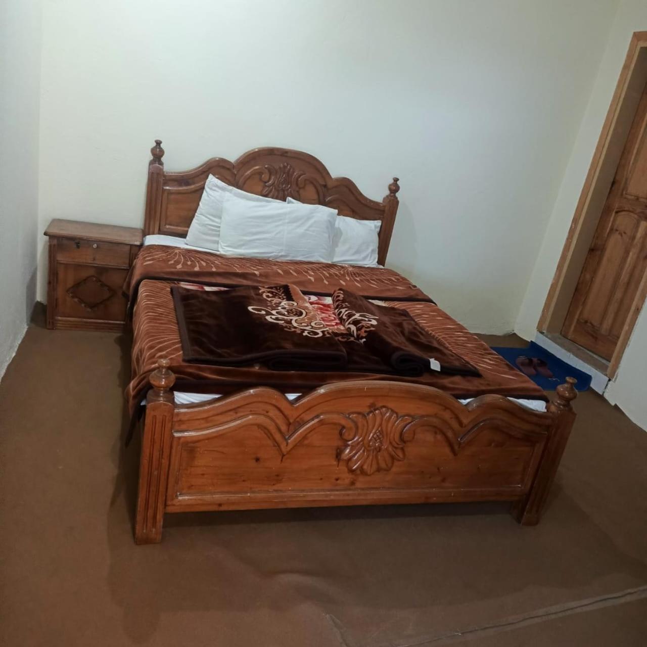Deluxe Room - Photo 5