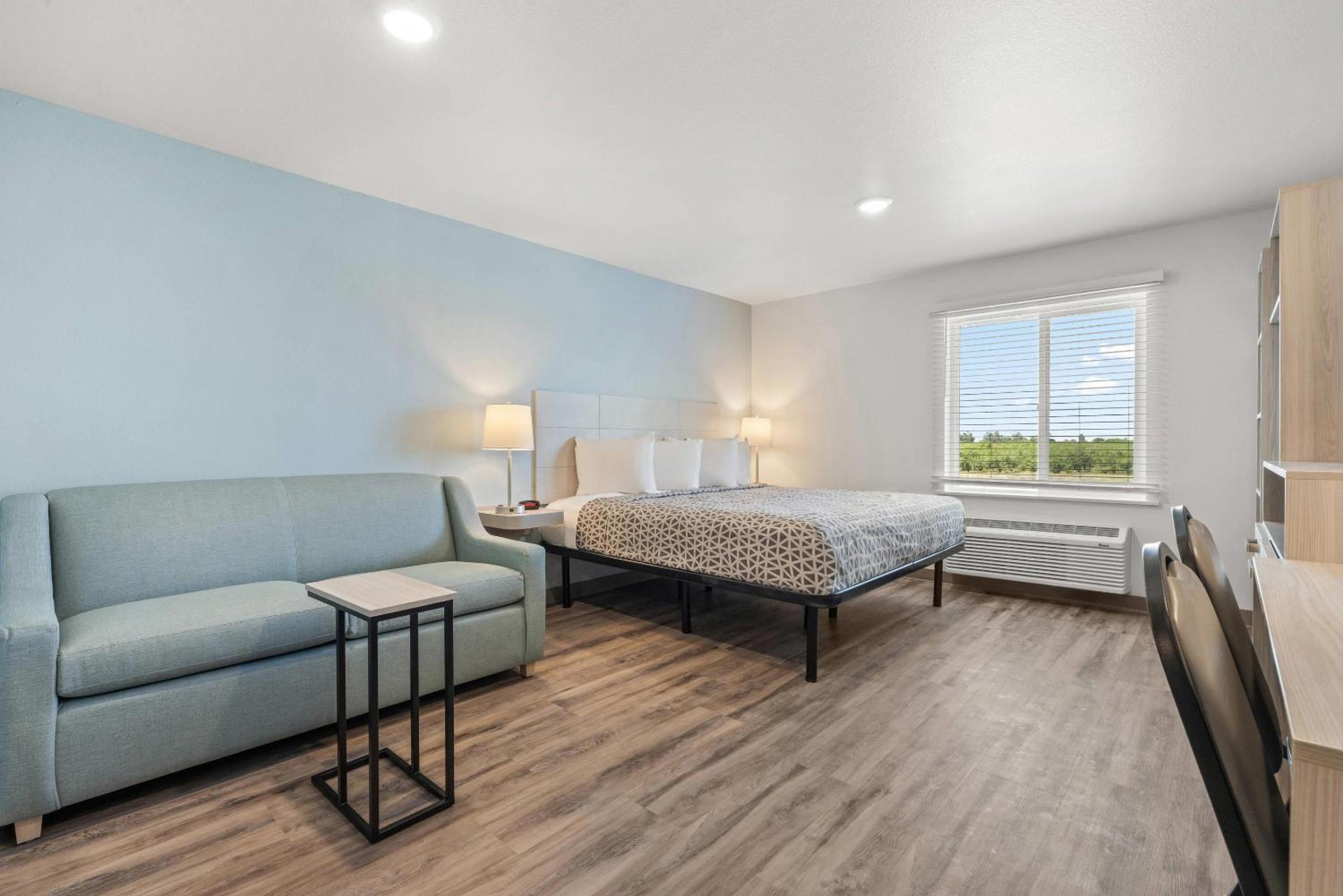 King Suite with Sofa - Non Smoking