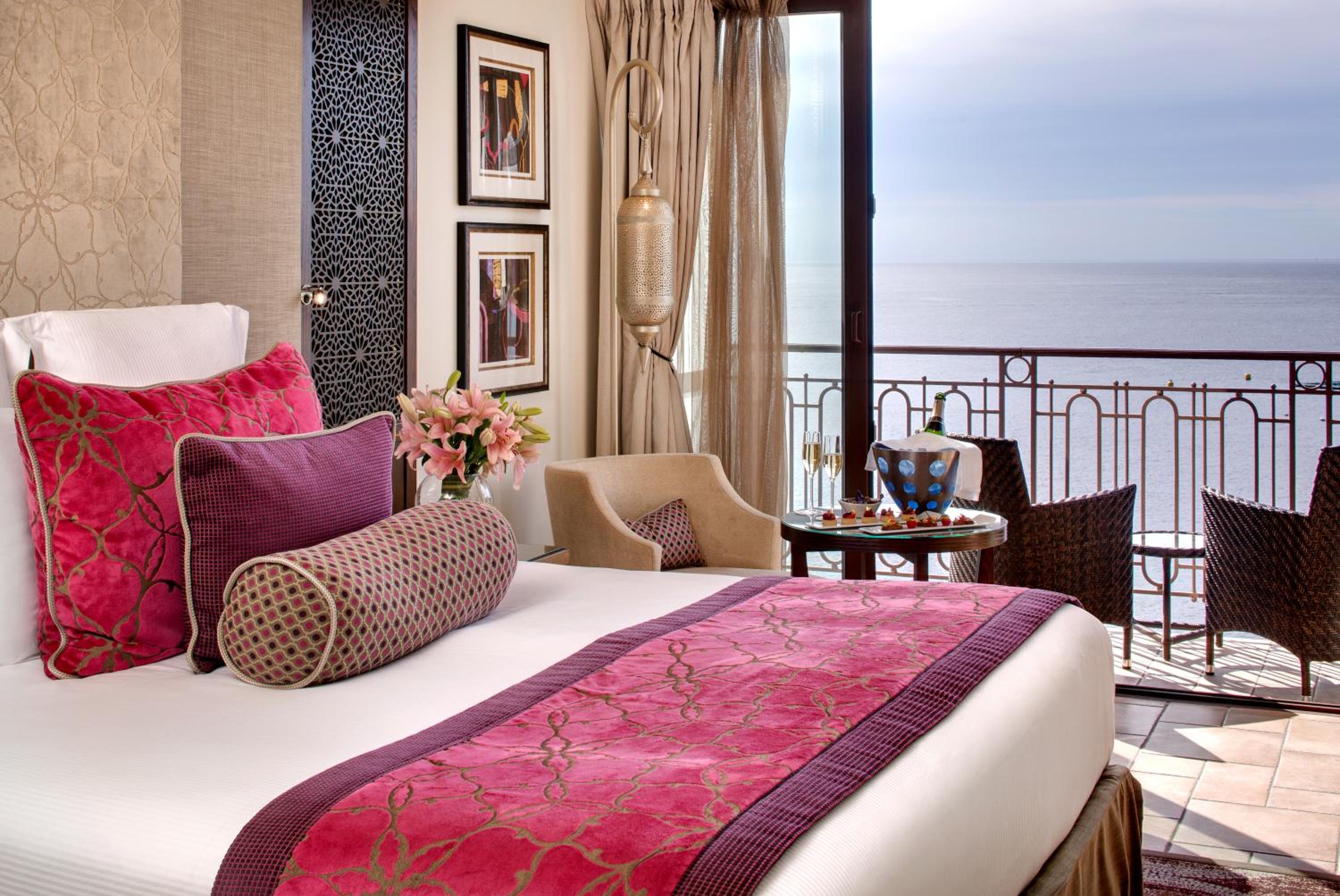 Beach Side Standard Room with Sea View and Terrace or Balcony - Photo 3