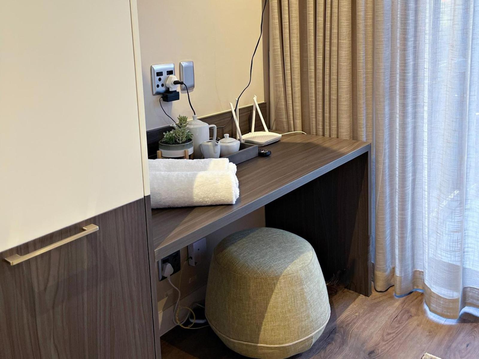 20 – Small Studio