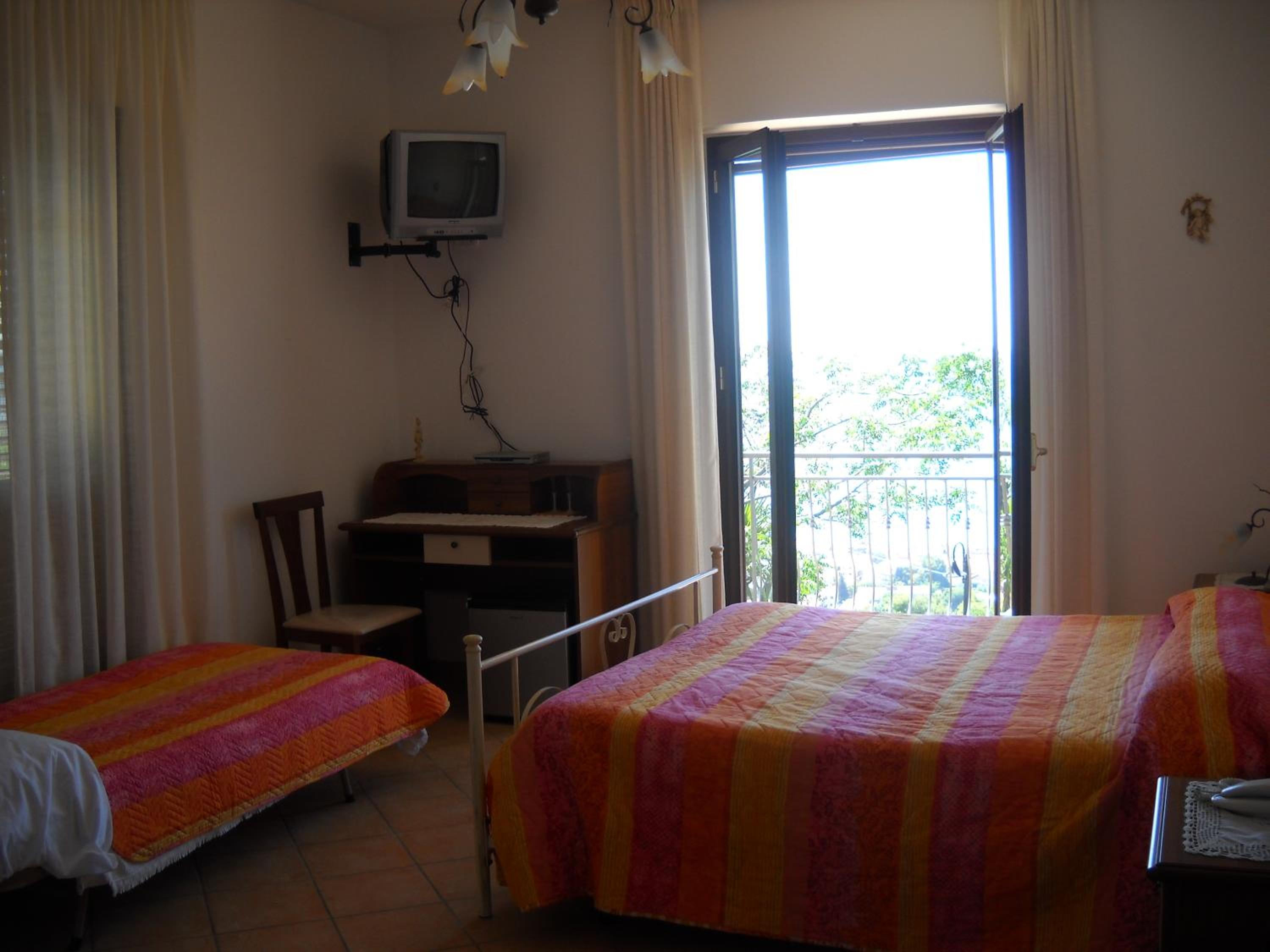 Superior Triple Room with Sea View