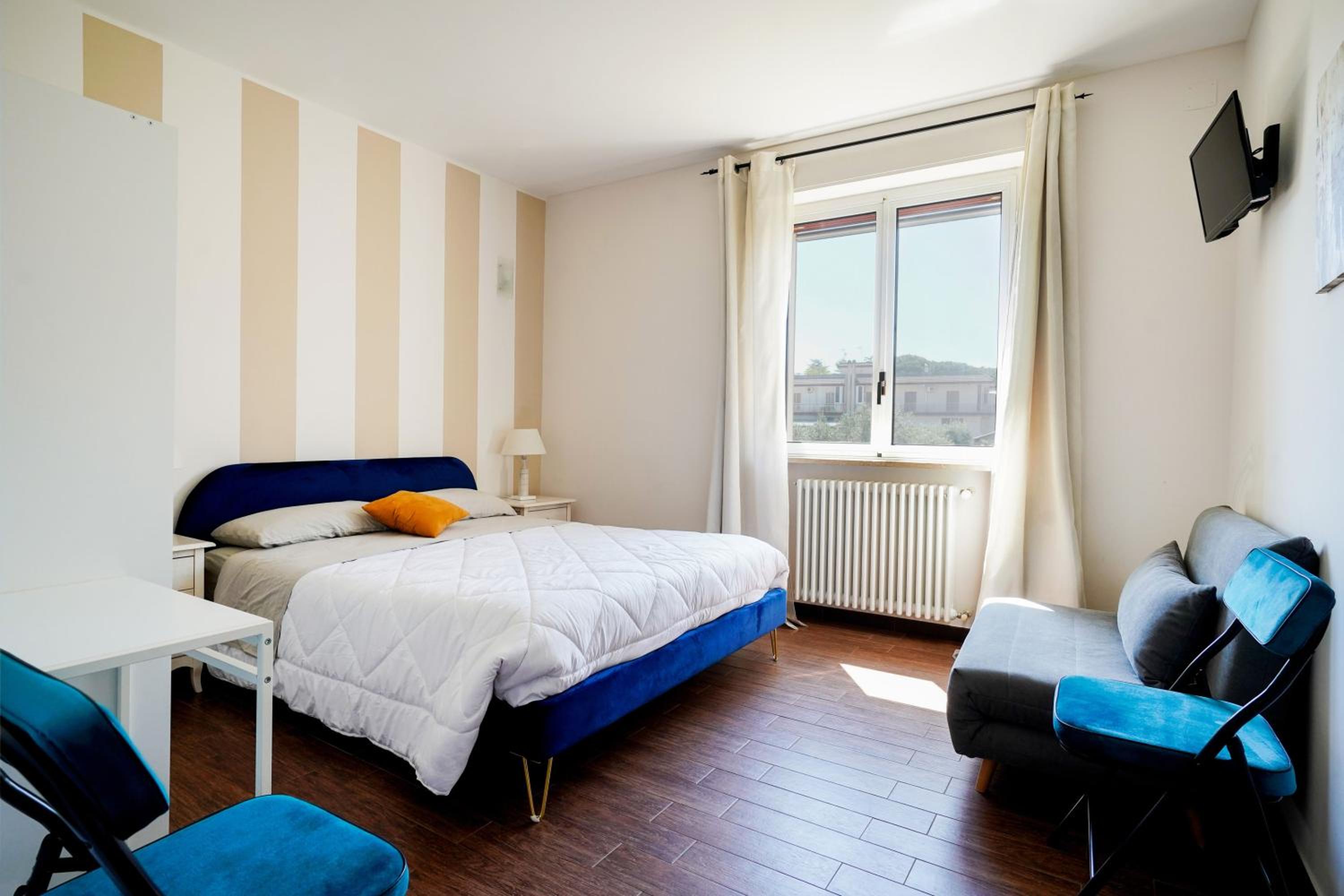 Double or Twin Room photo 3
