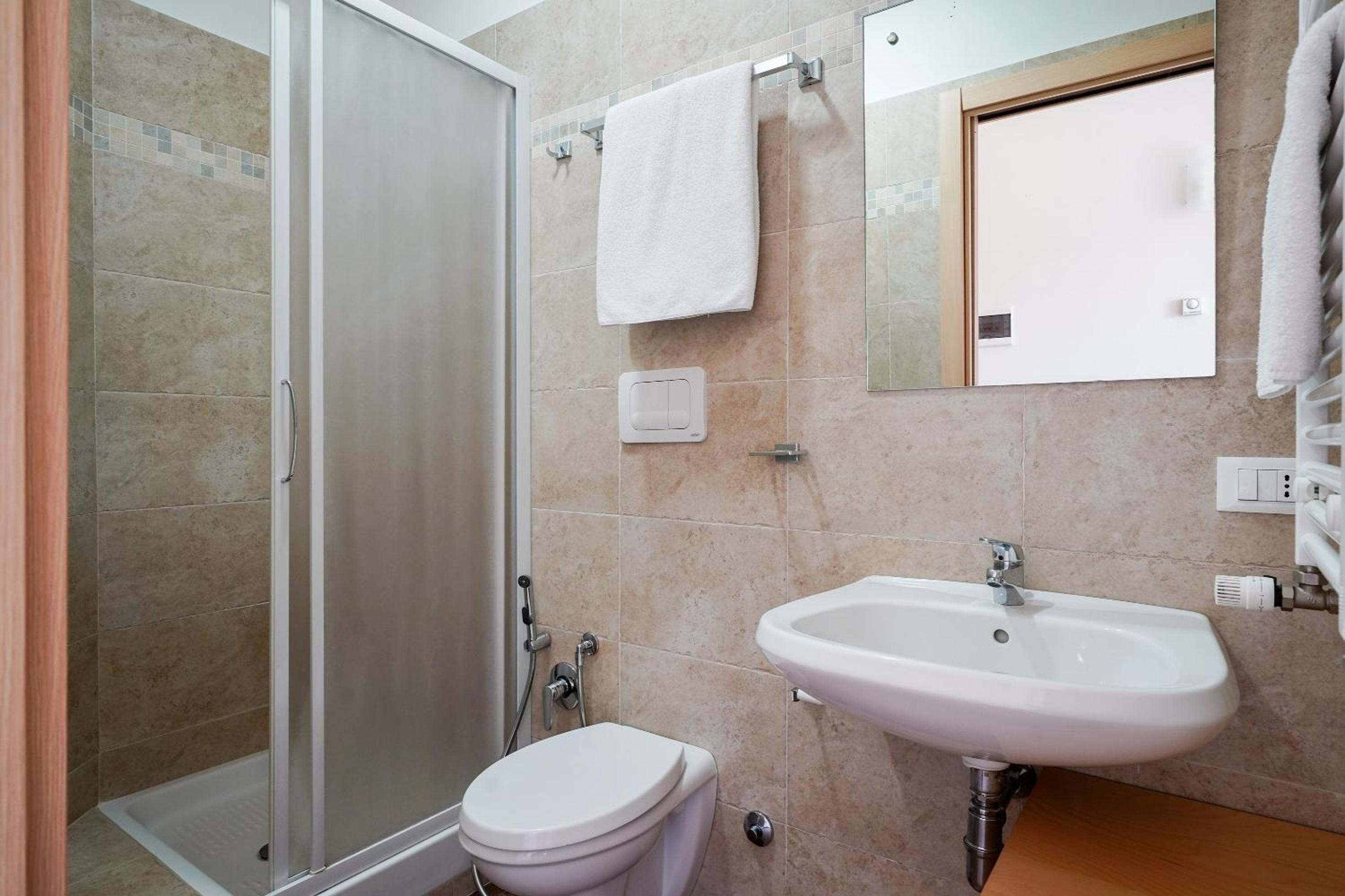 Double or Twin Room photo 1