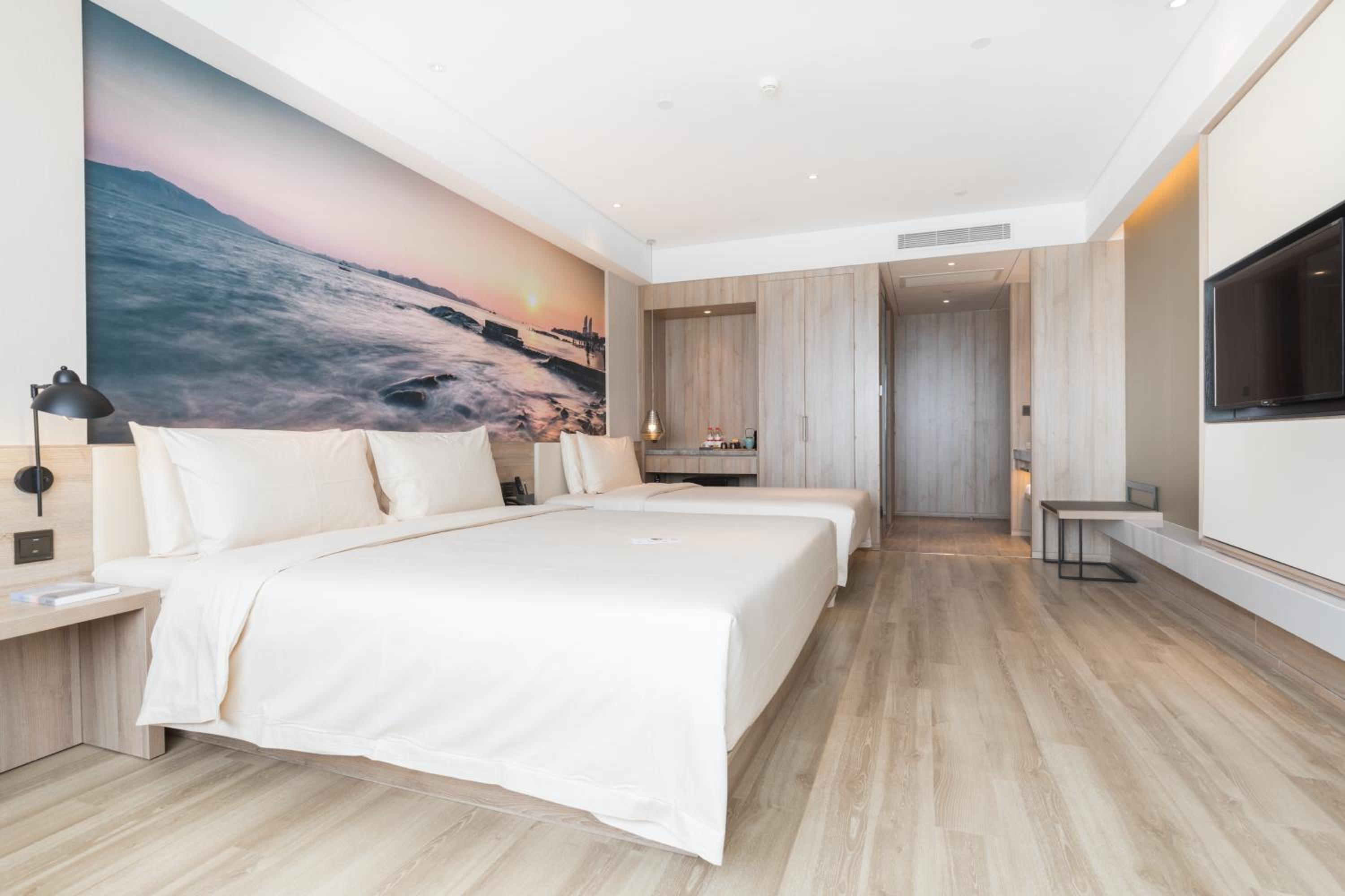 Jimu Family Room