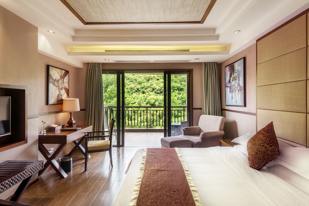 Mountain View Room