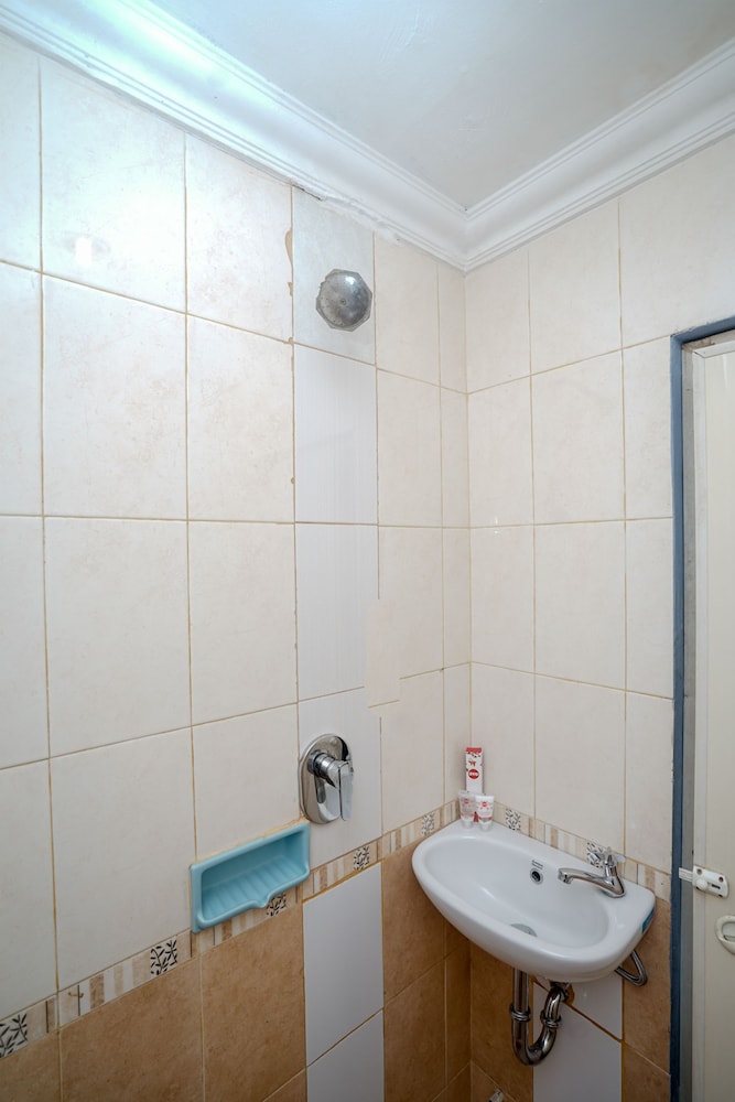 Standard Double Room photo 3