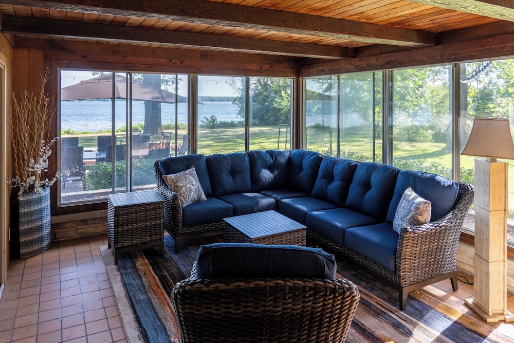 House, Multiple Beds, Patio (Lake House) photo 3
