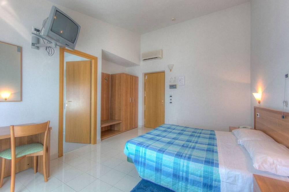 Double Room Single Use