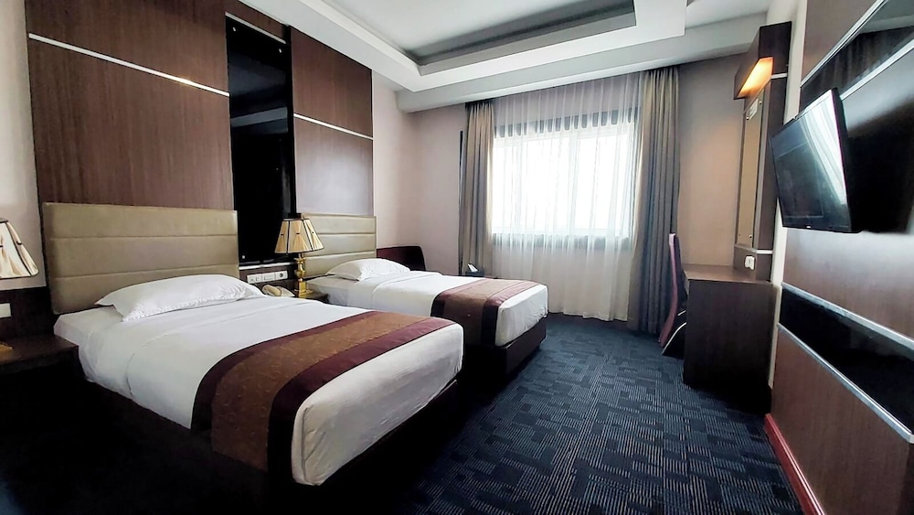 Business Twin Room photo 2