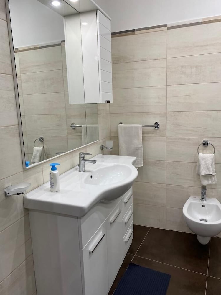 Double or Twin Room photo 3