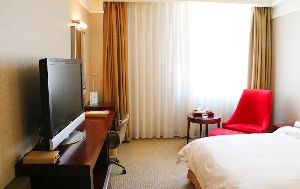 Standard Room, 1 Queen Bed, Non Smoking