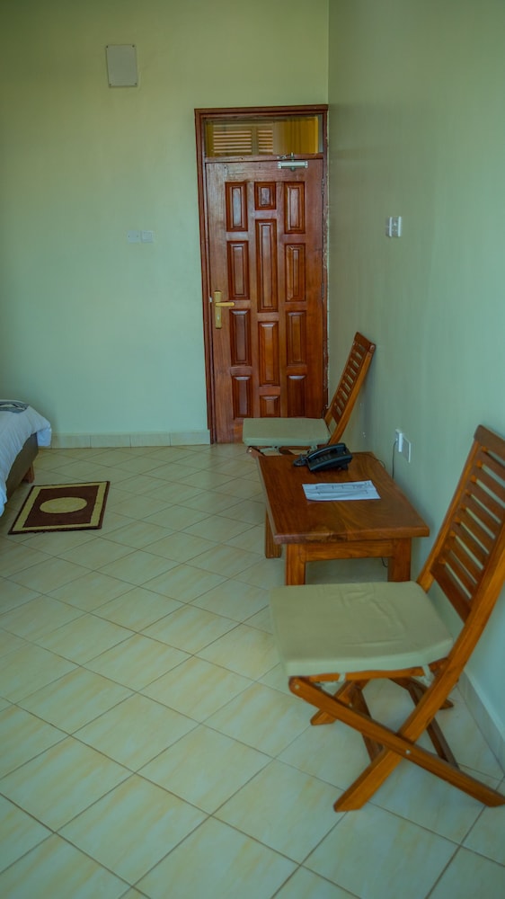 Deluxe Double Room, Garden View photo 3
