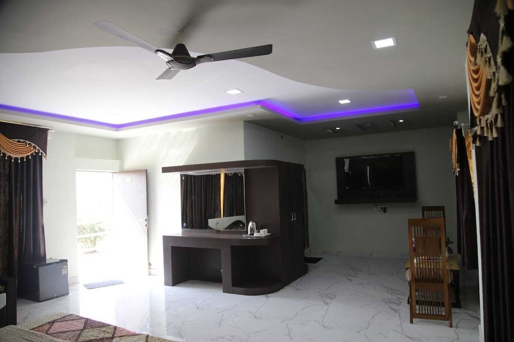Executive Suite photo 2