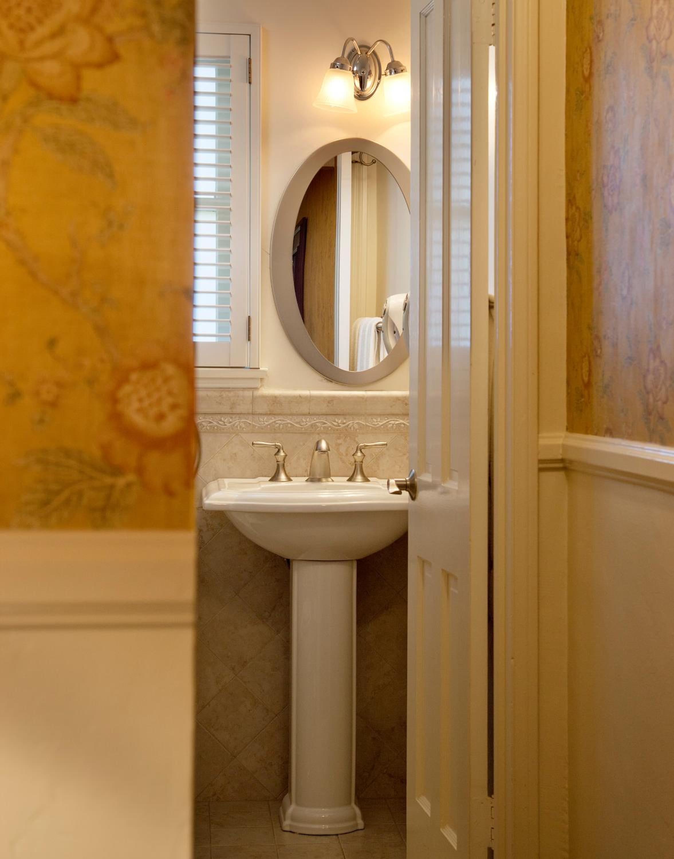 Double Queen Room - Photo 4
