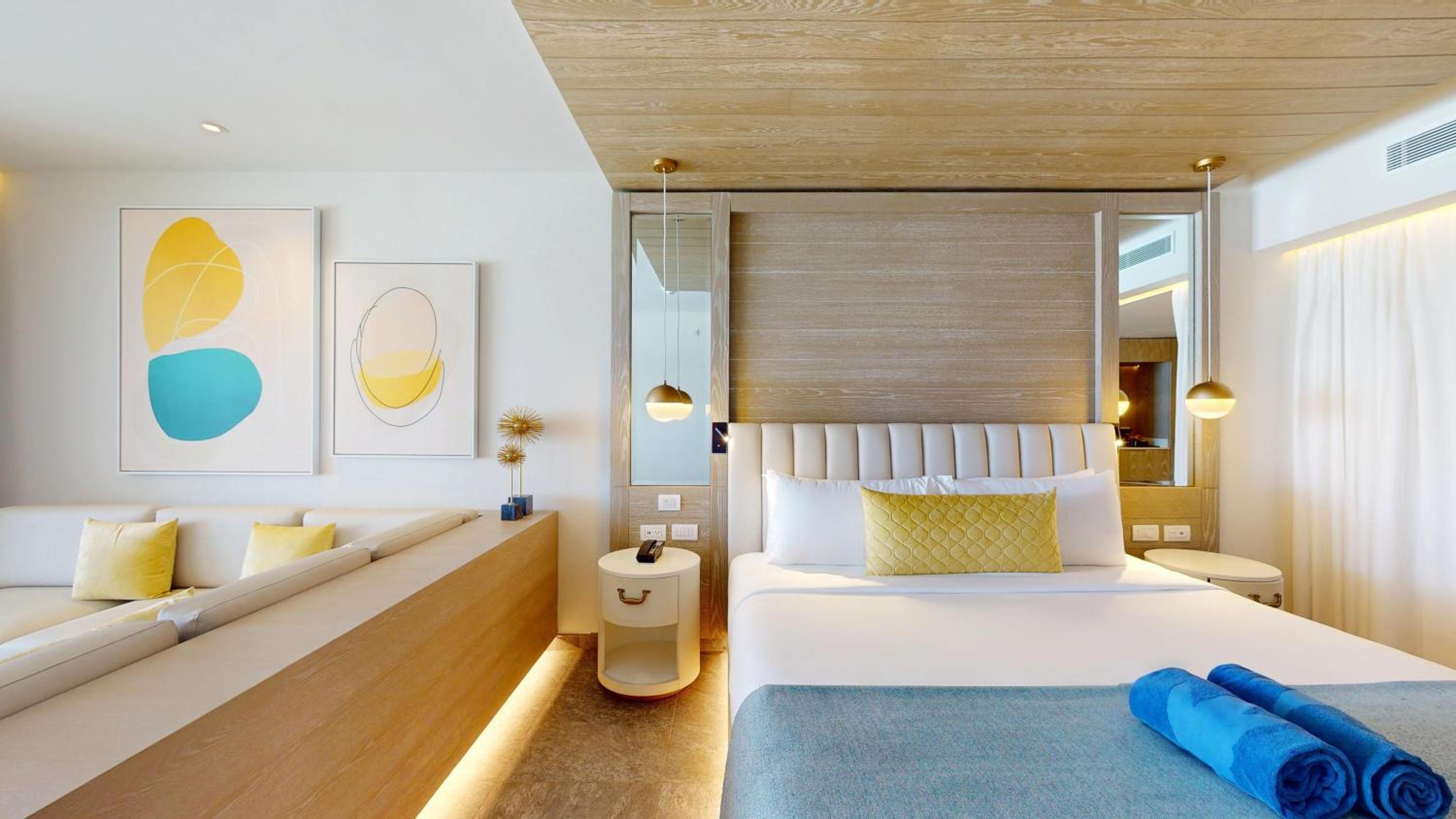 Swim Out Deluxe Junior Suite - Photo 1