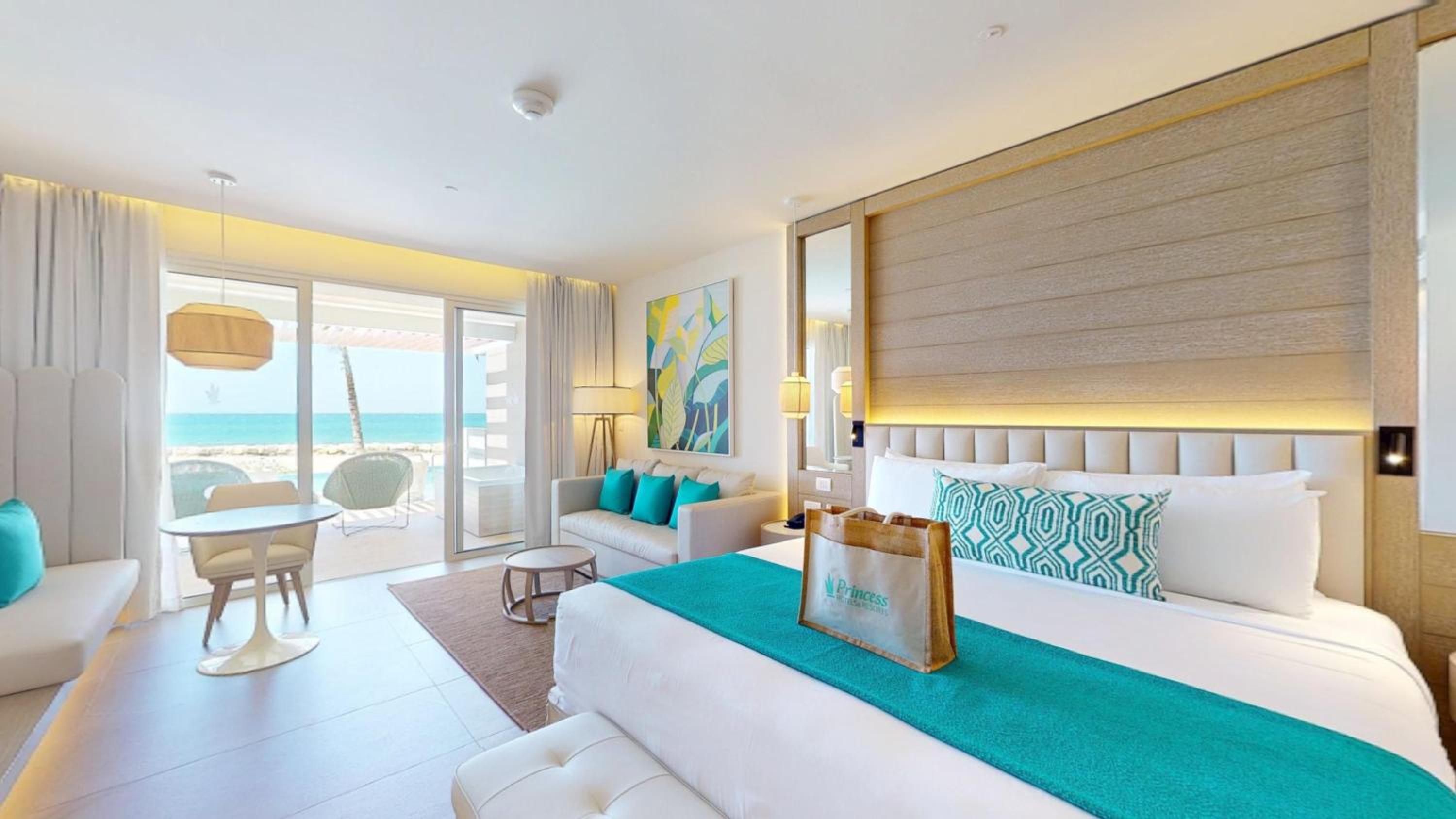 Swim out Platinum Junior Suite photo 2