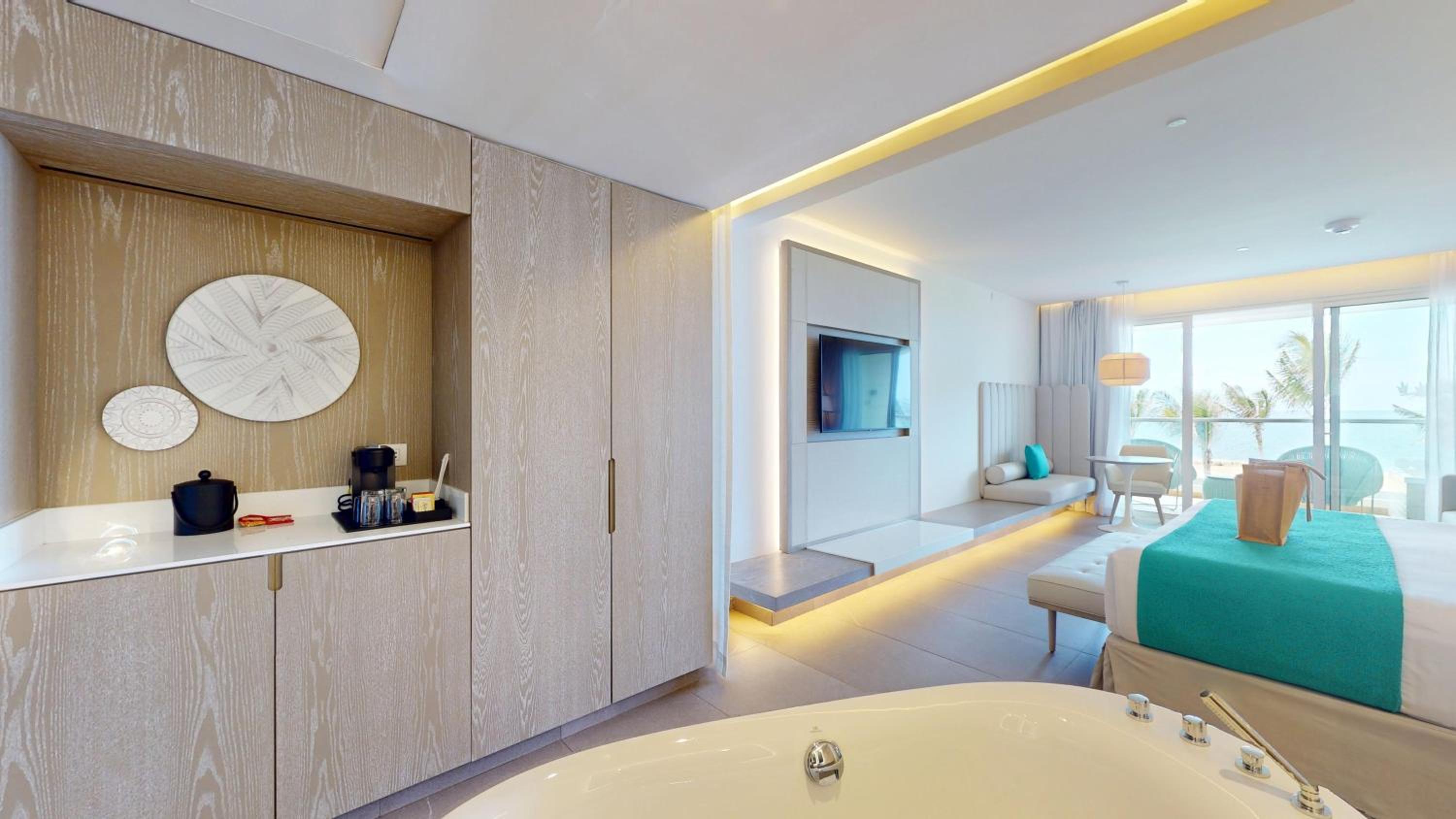 Platinum Junior Suites - Photo 1
