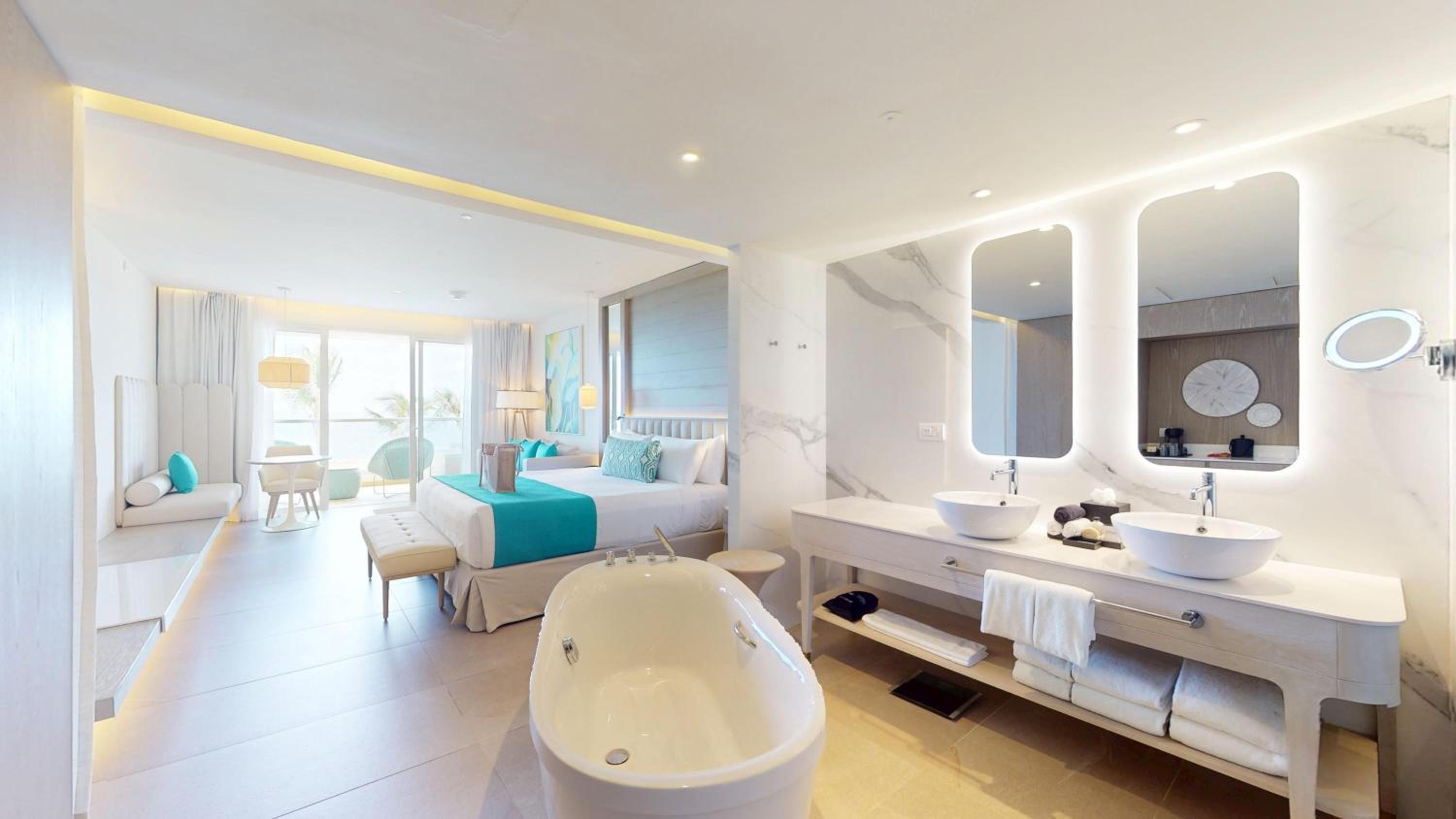 Platinum Junior Suites - Photo 6