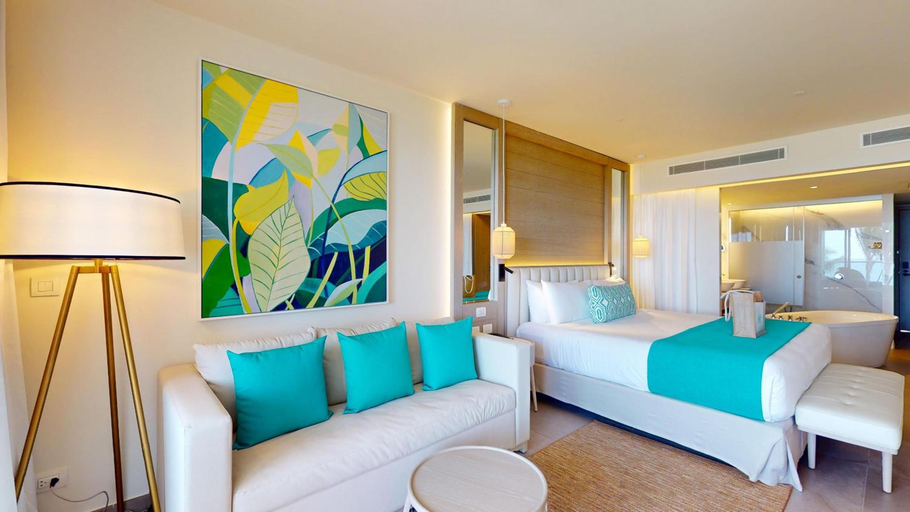 Platinum Junior Suites - Photo 8