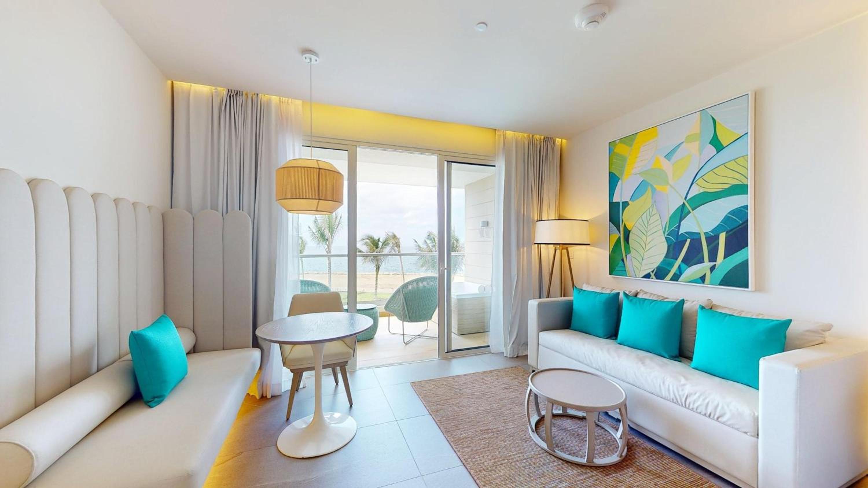 Platinum Junior Suites - Photo 10