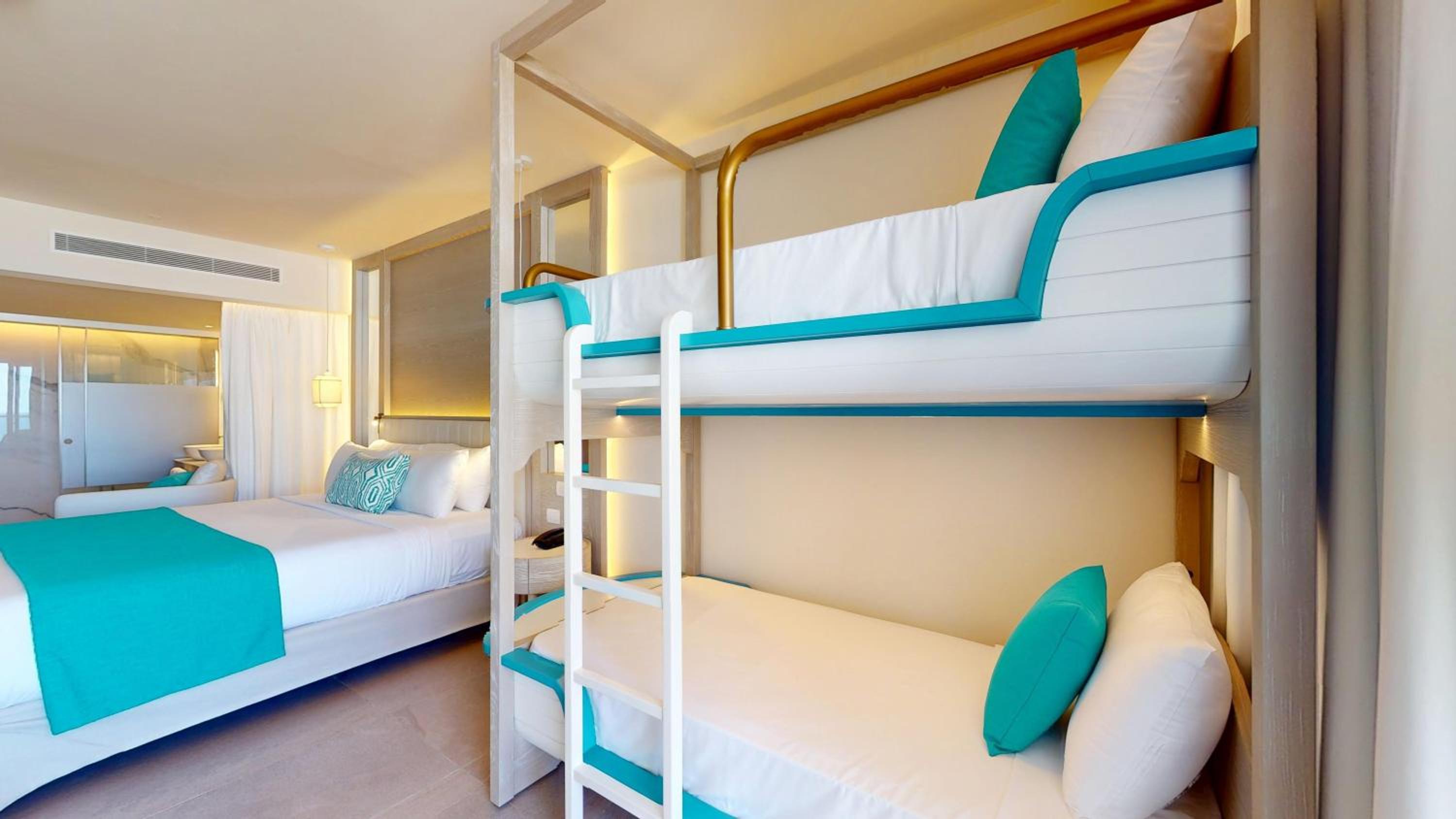 Princess Junior Suite with Bunk Beds photo 3