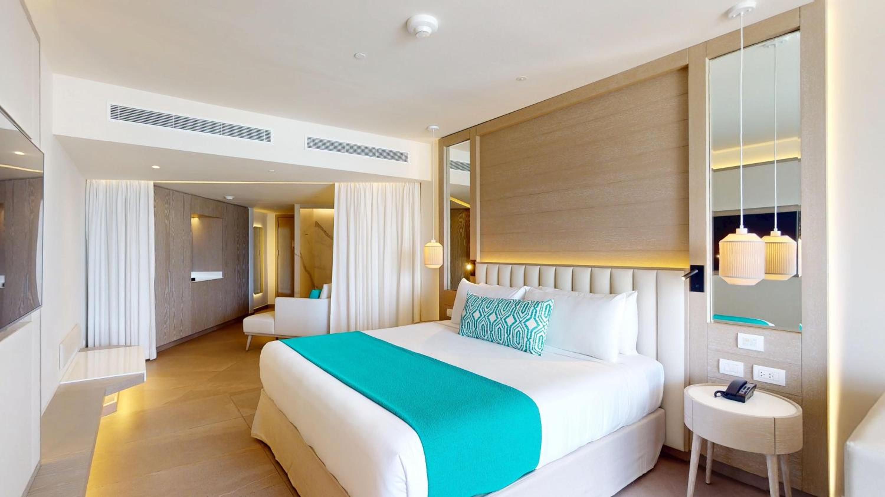 Princess Junior Suite - Photo 2
