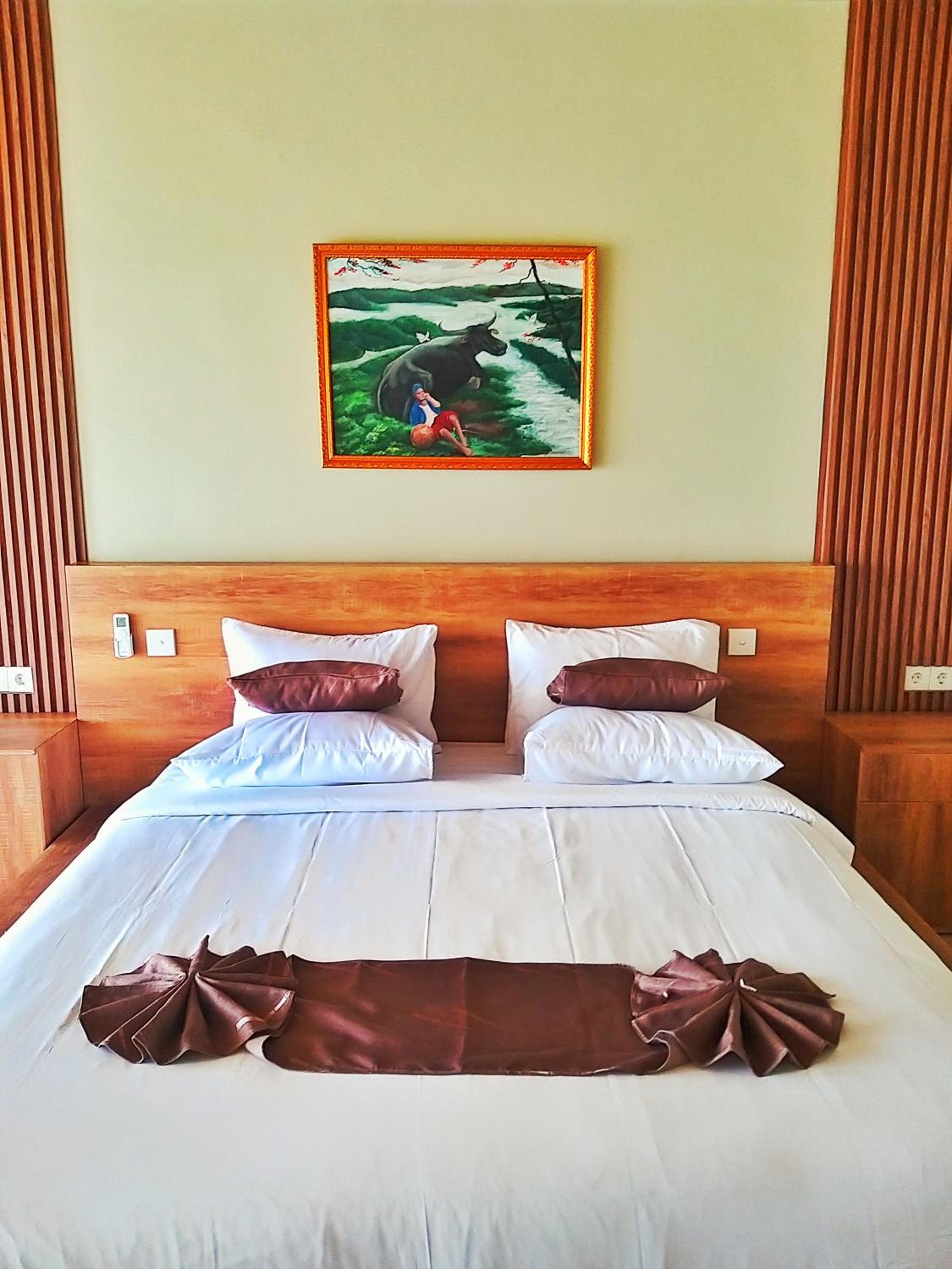 Deluxe Double Room with Sea View - Photo 3