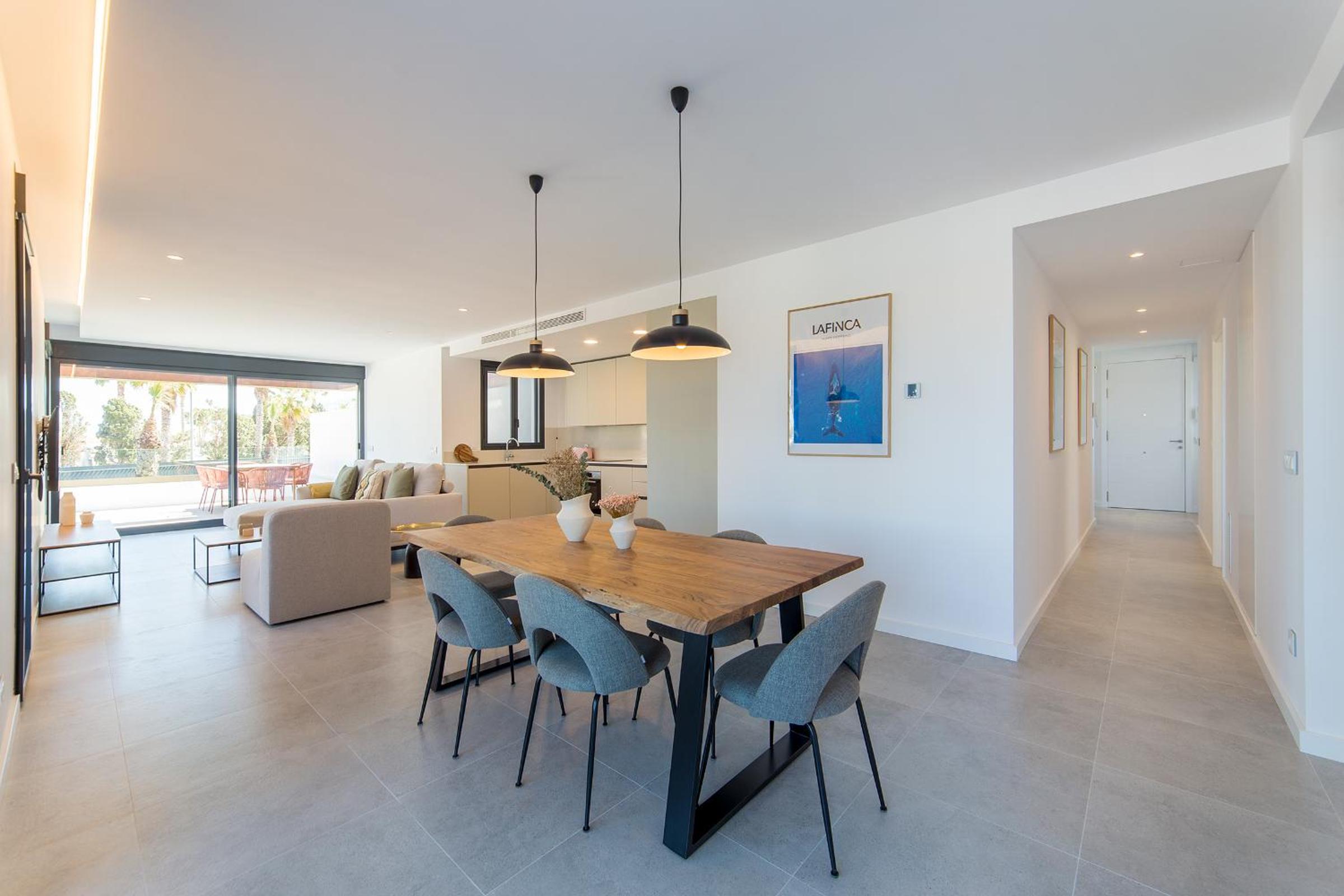 Three-Bedroom Deluxe Apartment