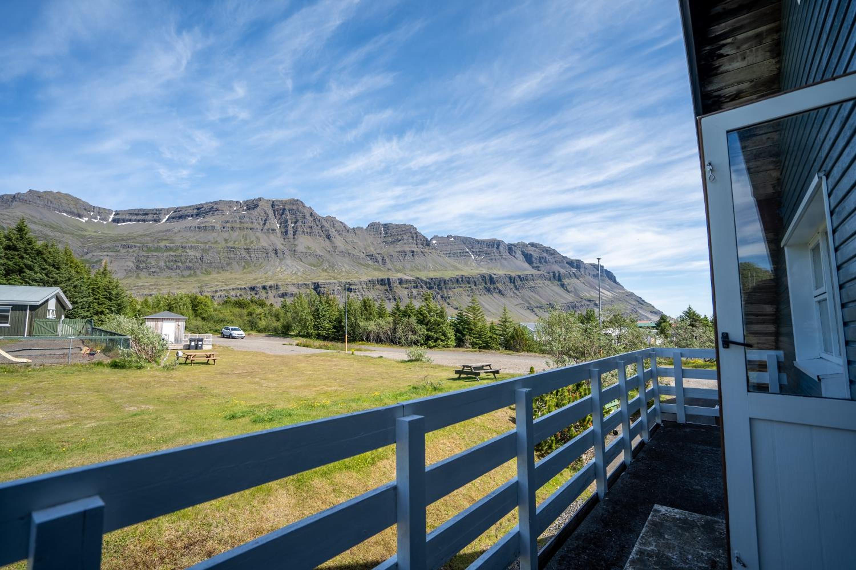 Double Room with Mountain View - Photo 2