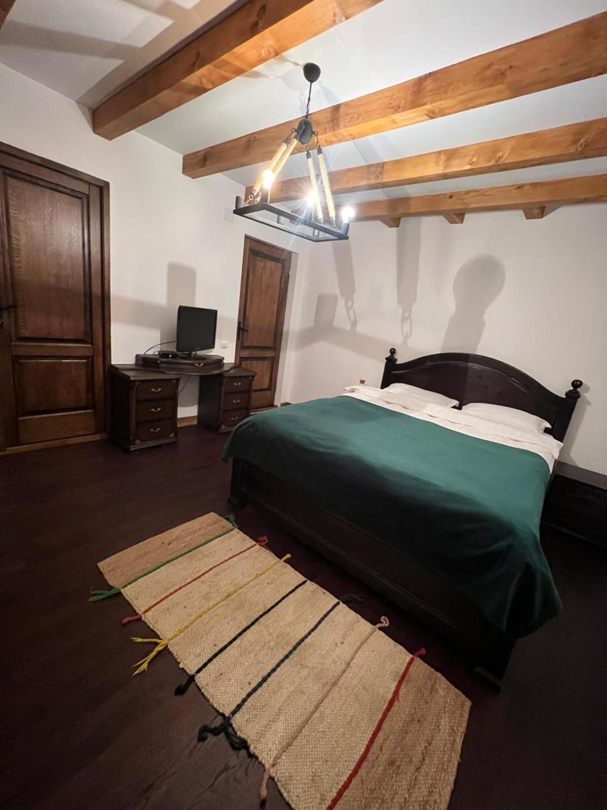 Deluxe Queen Room photo 2