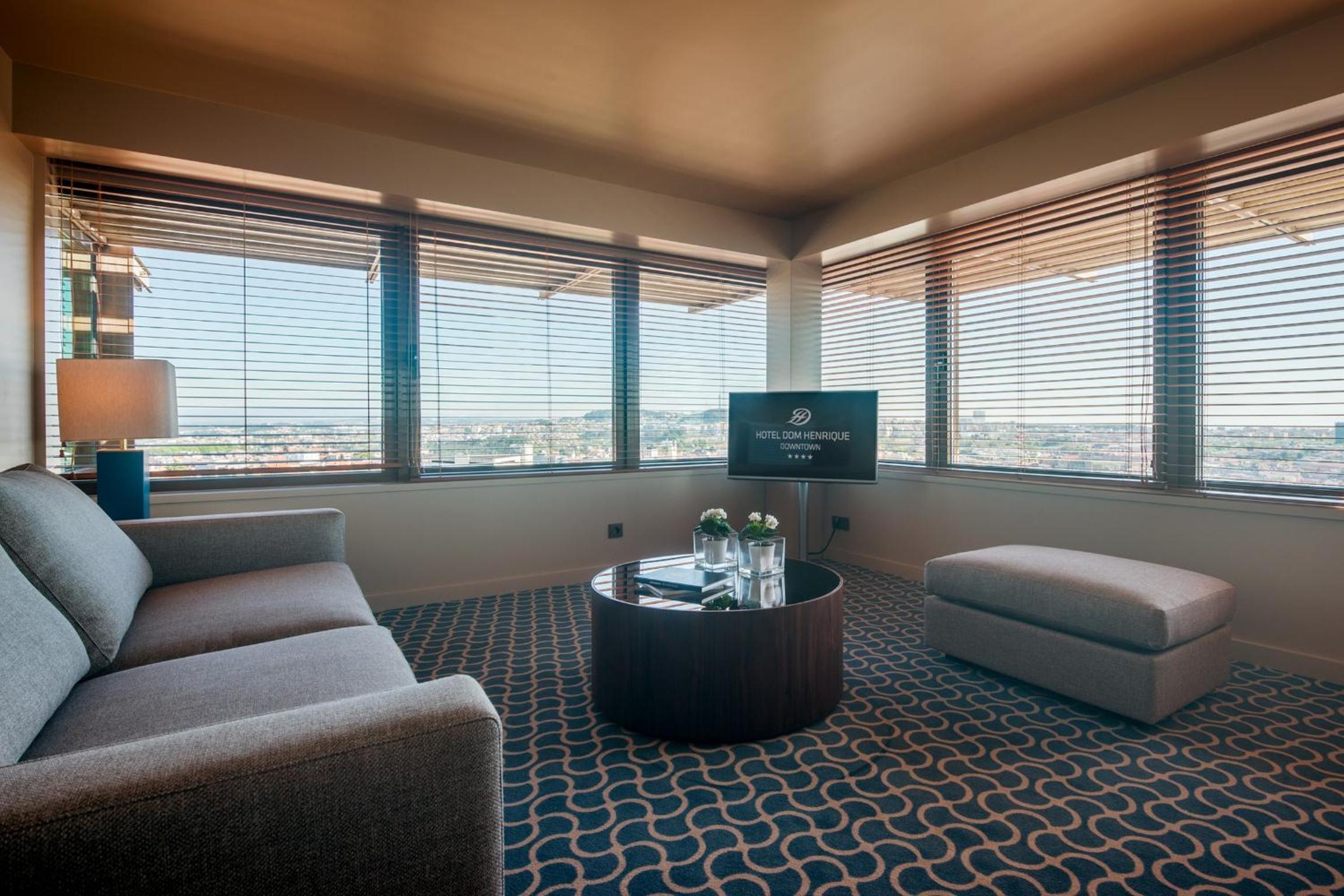 Deluxe Panoramic Suite - Photo 5
