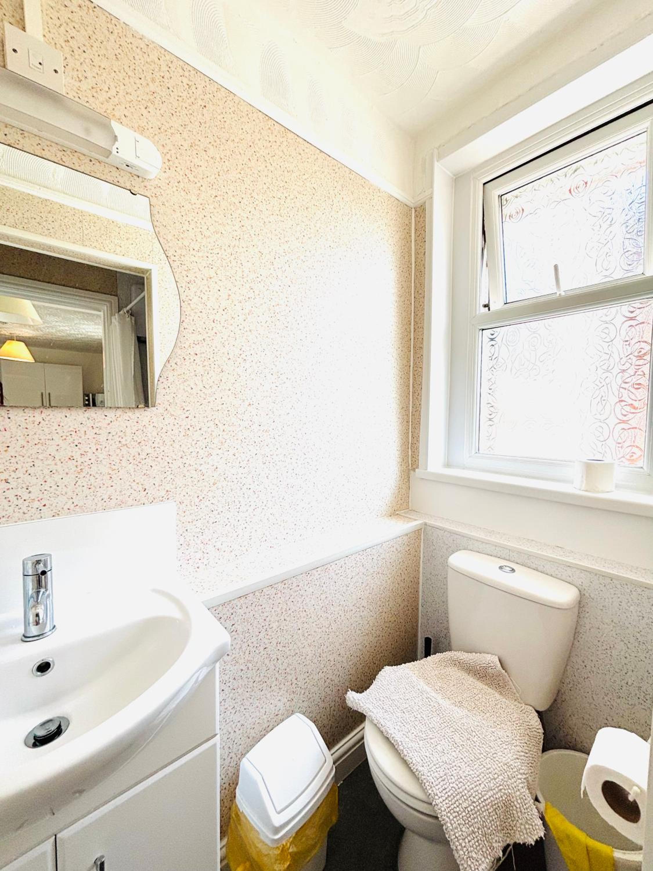Studio Apartment - 7 - Photo 5