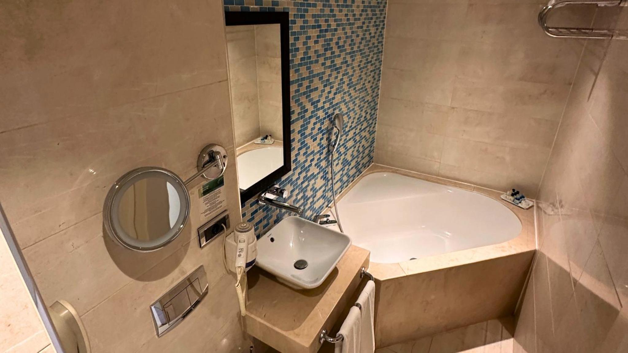 Triple Room with City View photo 2
