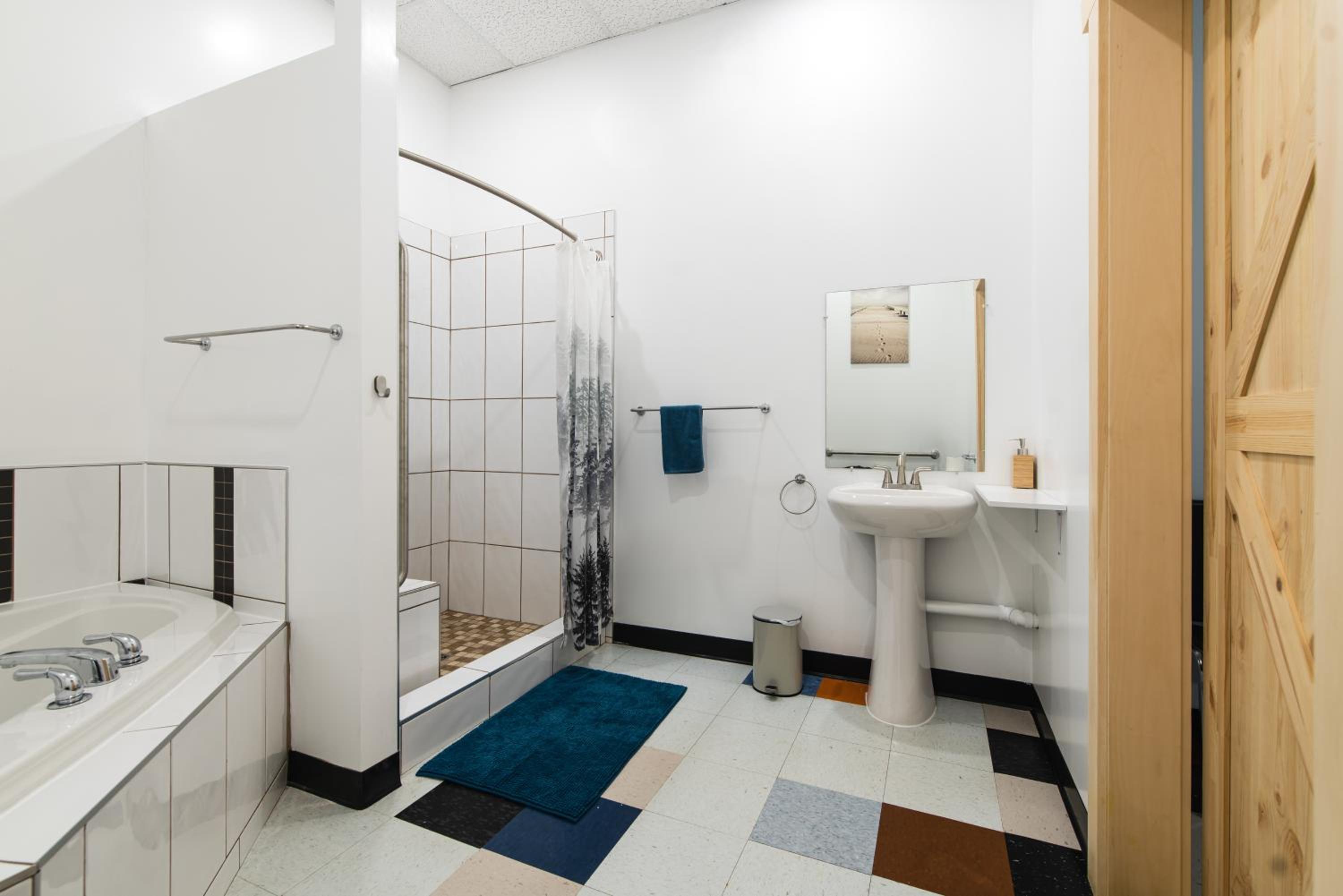 Queen Room with Spa Bath photo 2