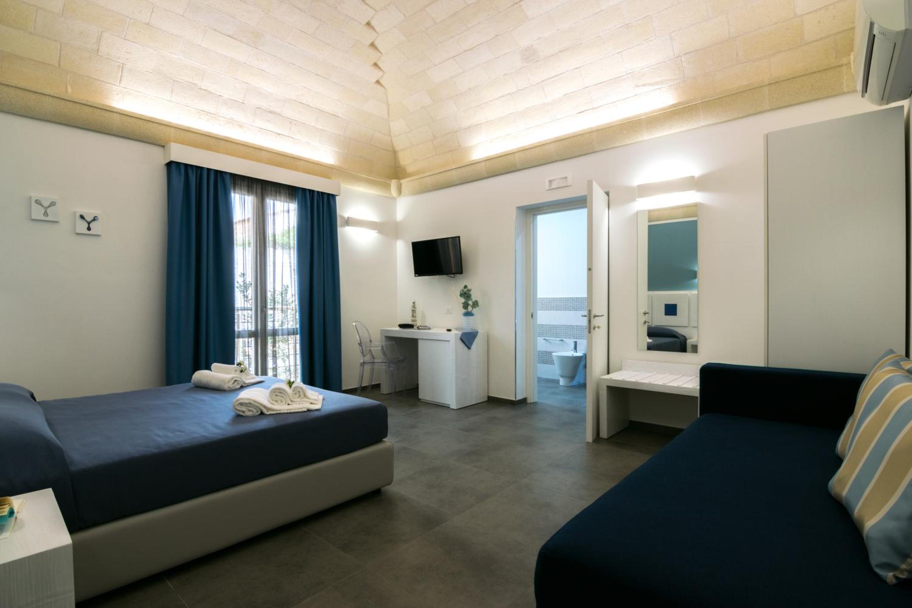 Large Double Room