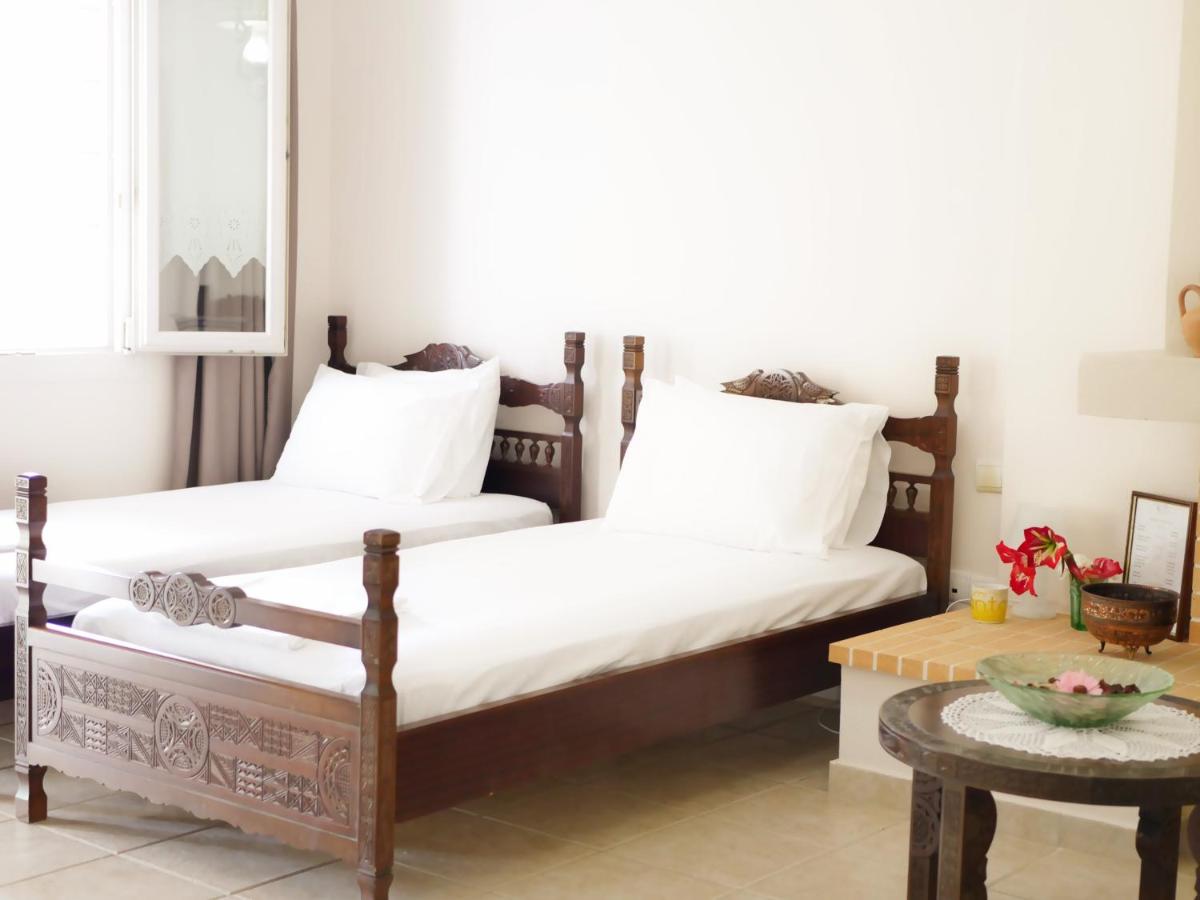Apartment with Terrace photo 3