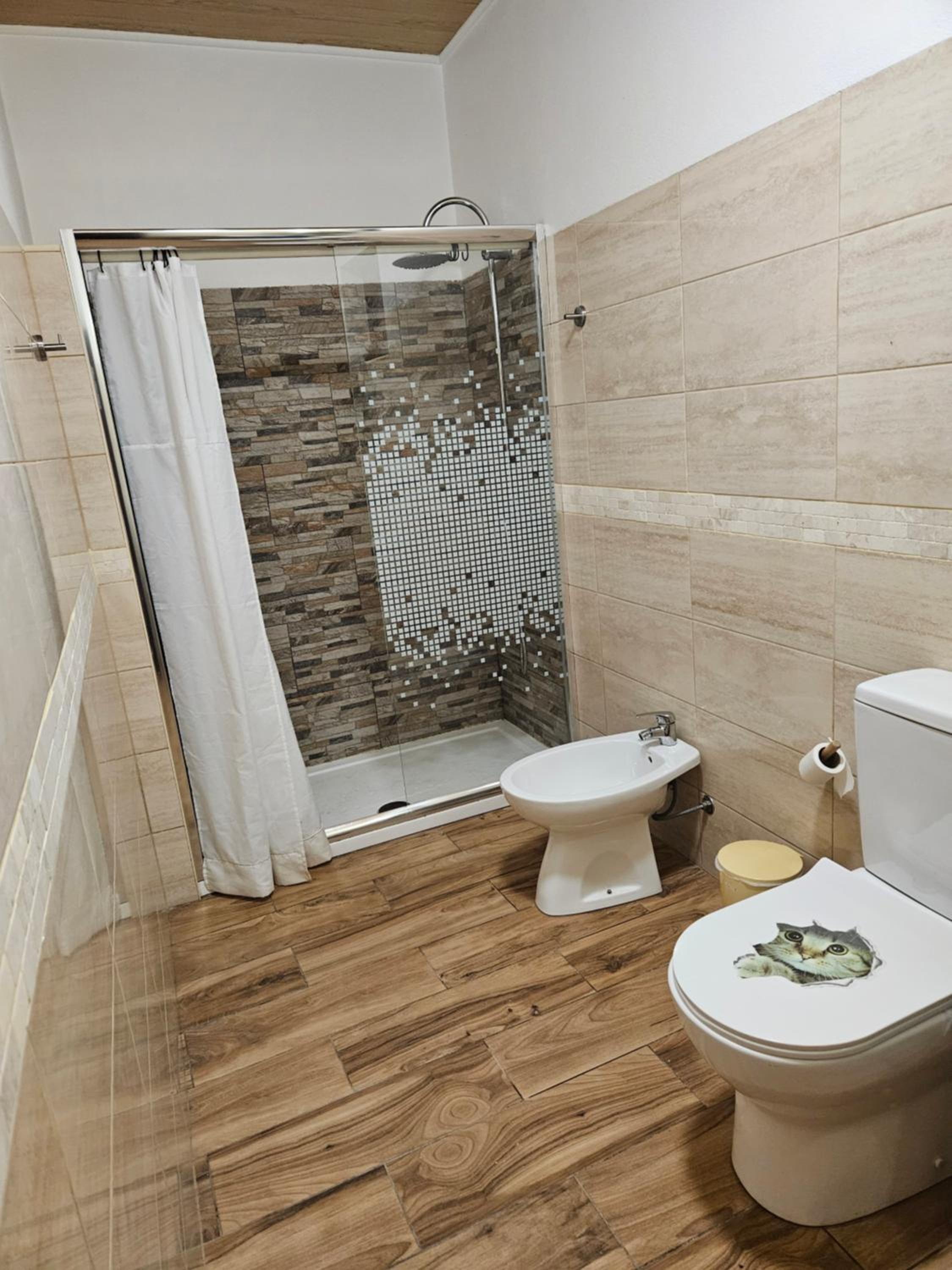 One-Bedroom Apartment - Photo 6