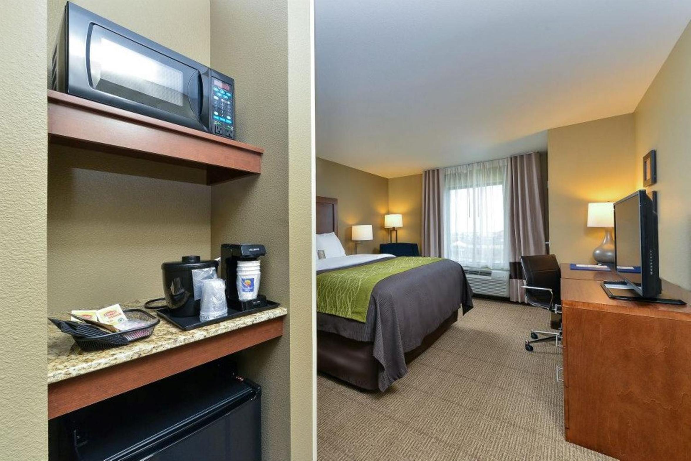 King Room - Accessible/Non-Smoking