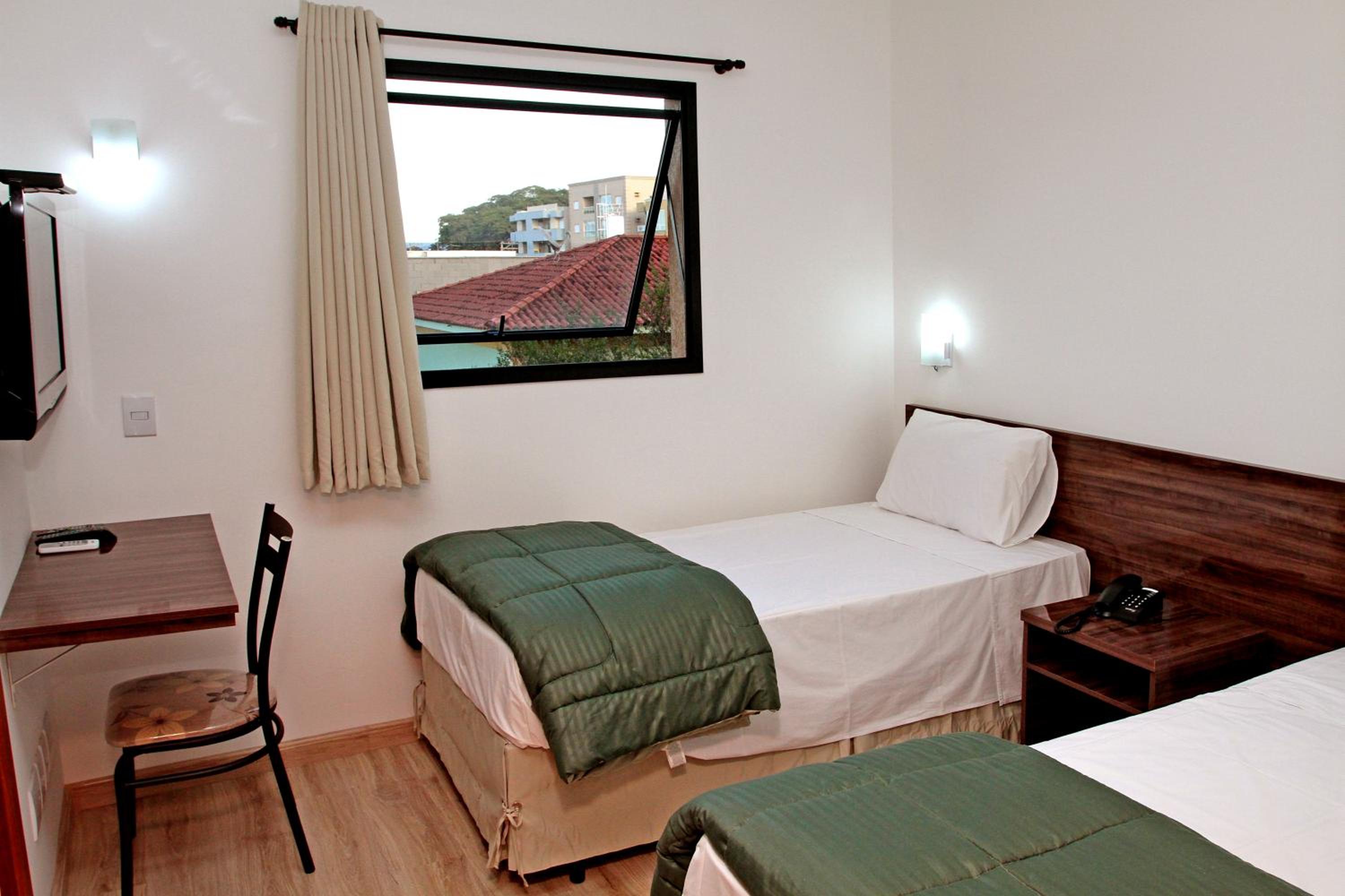 Deluxe Twin Room photo 1