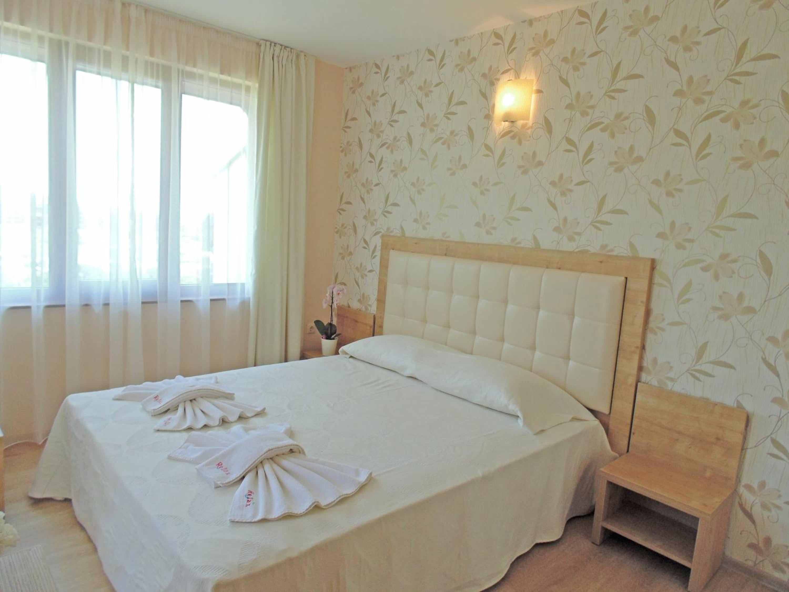 One-Bedroom Apartment (4 Adults)