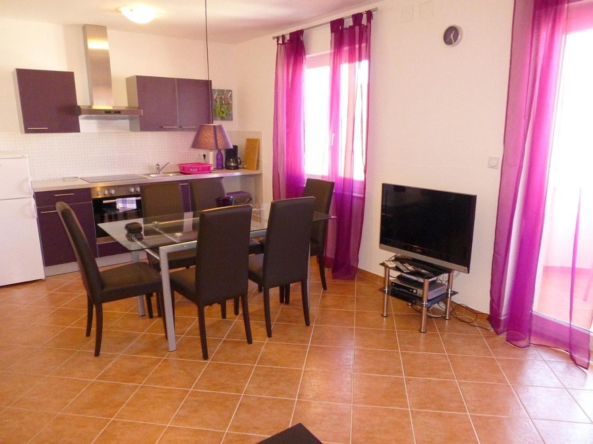 Apartment photo 1