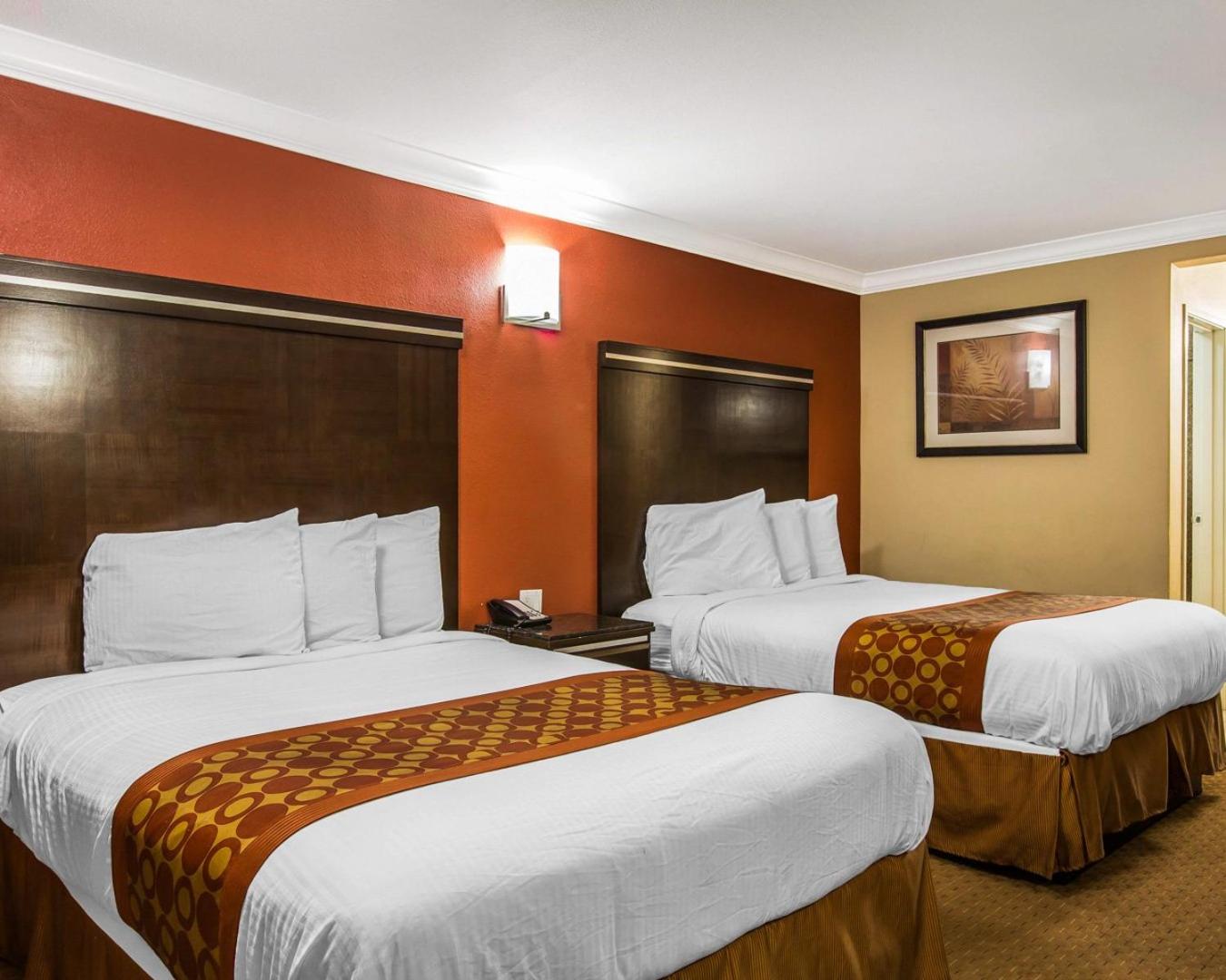Queen Room with Two Queen Beds - Non-Smoking