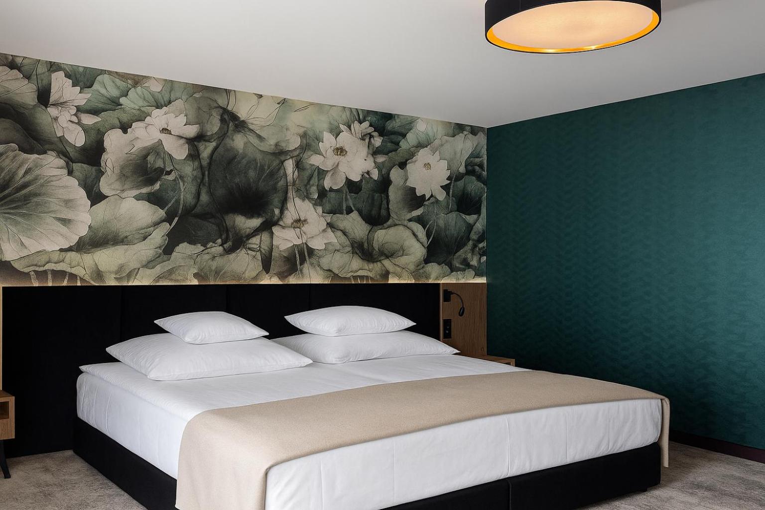 Superior Deluxe Double or Twin Room  photo 1