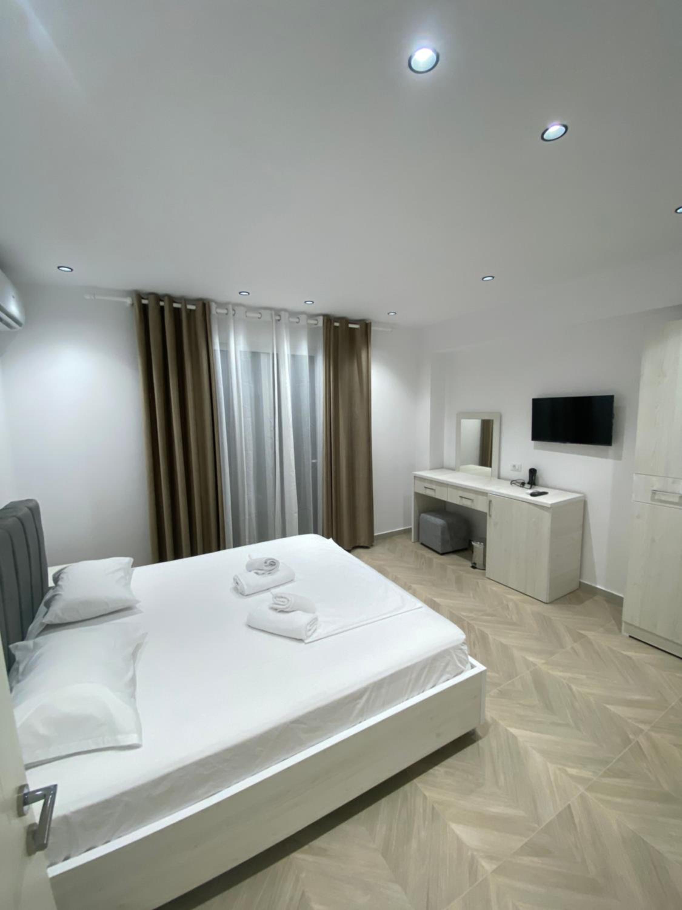 Deluxe Double Room with Castle View