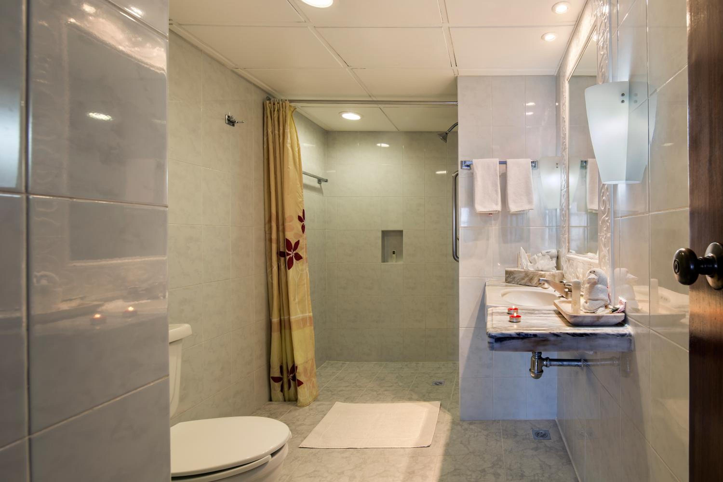 Deluxe Double Room - Photo 6