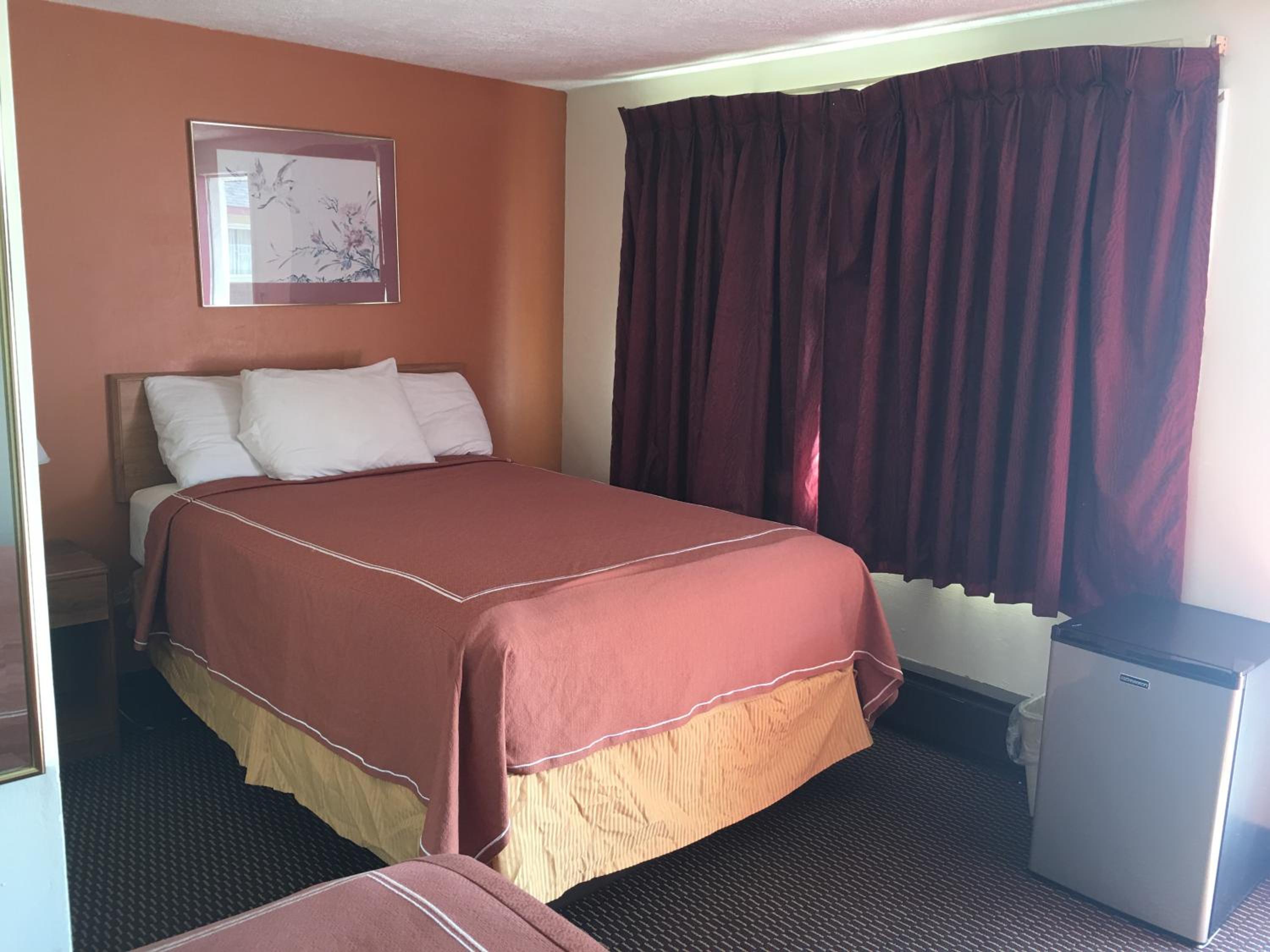 Room with Two Double Beds - Non-Smoking - Photo 6
