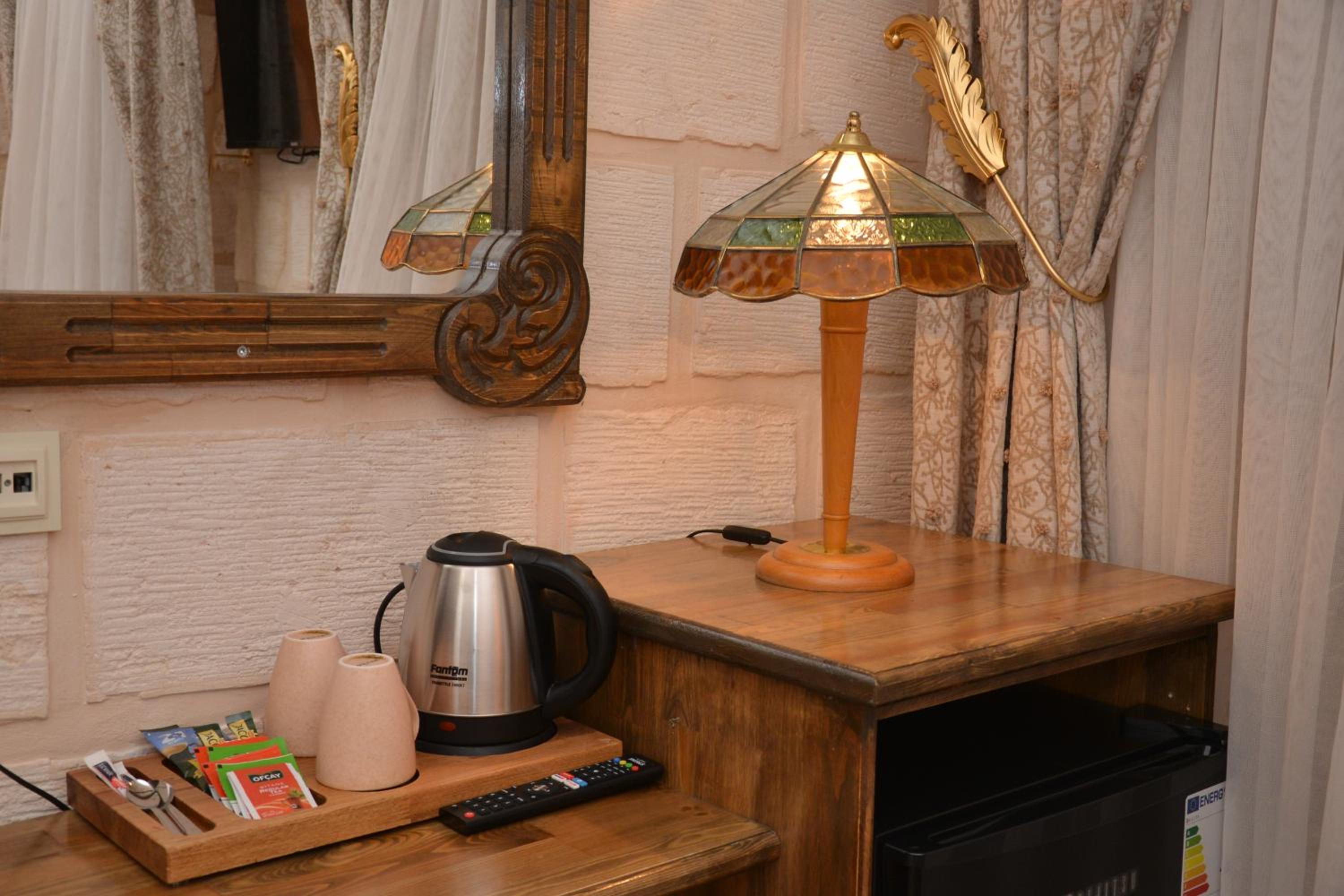 Standard Twin Room - Photo 1