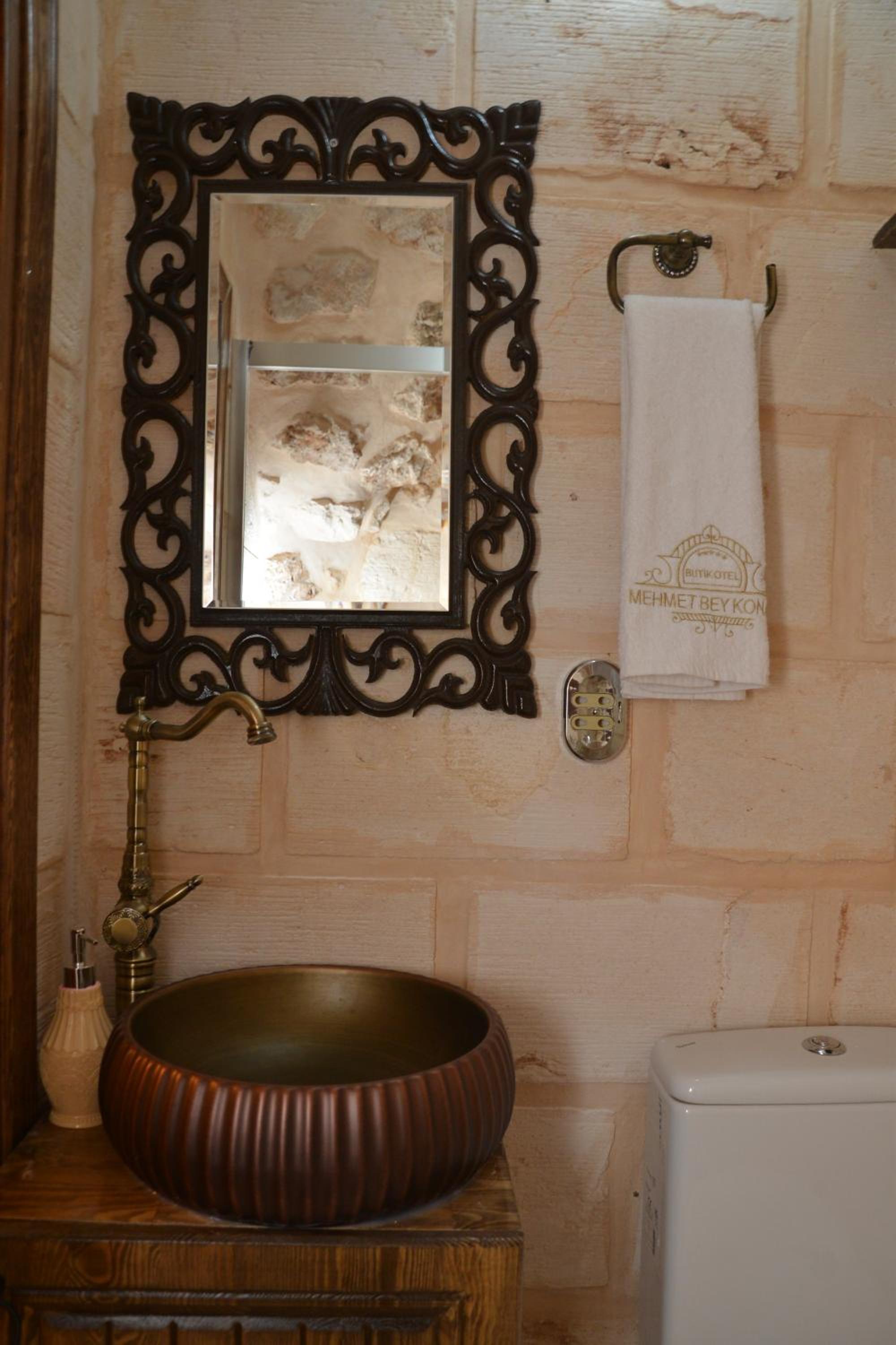 Standard Twin Room - Photo 7