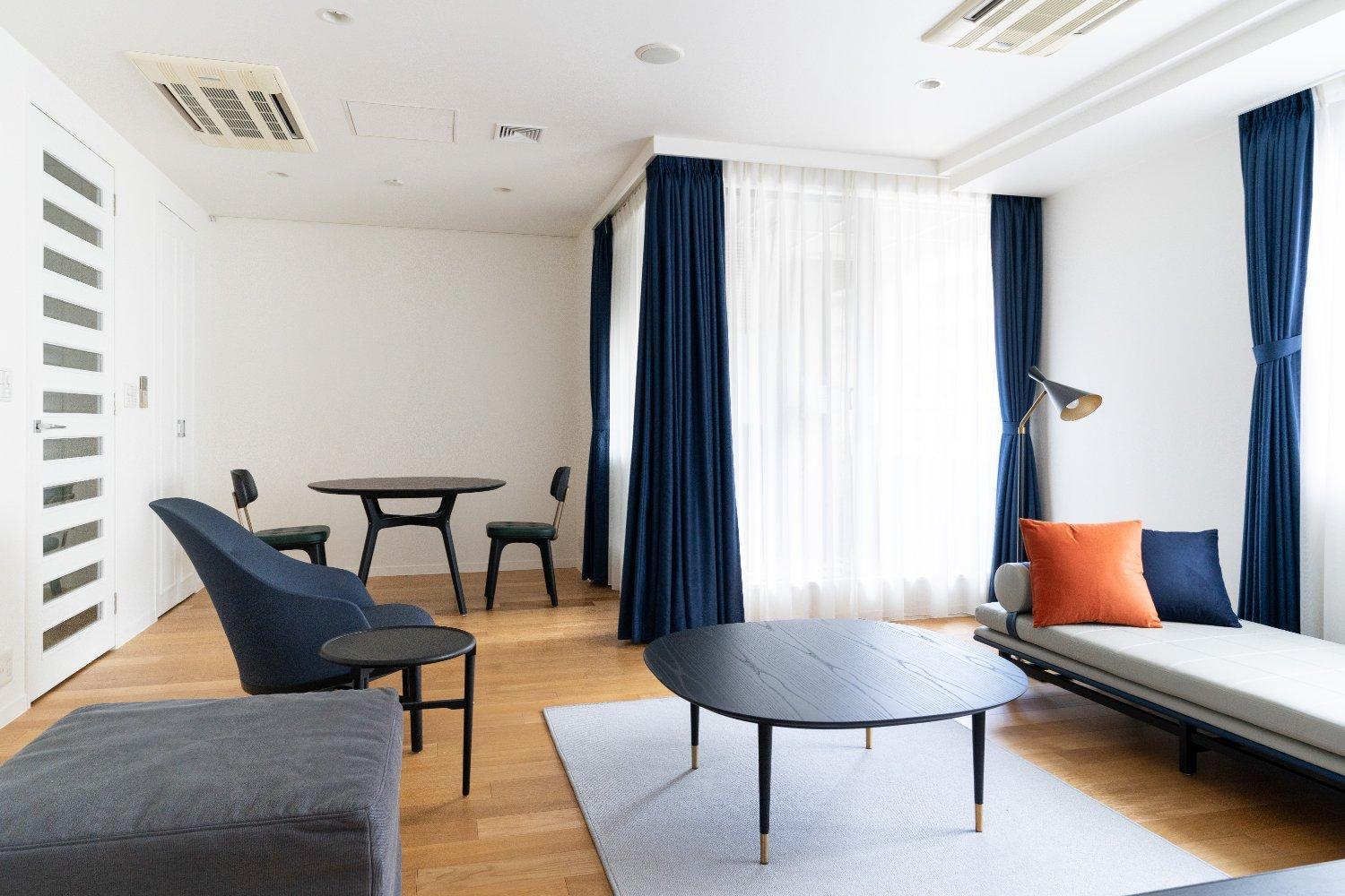 One-Bedroom Apartment photo 3